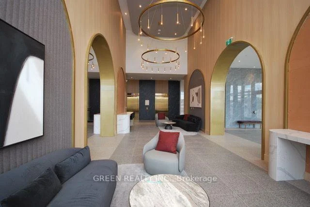 Photo 14 of Unit 1903, 17645 Yonge Street, Newmarket, Huron Heights-Leslie Valley — HOMEH