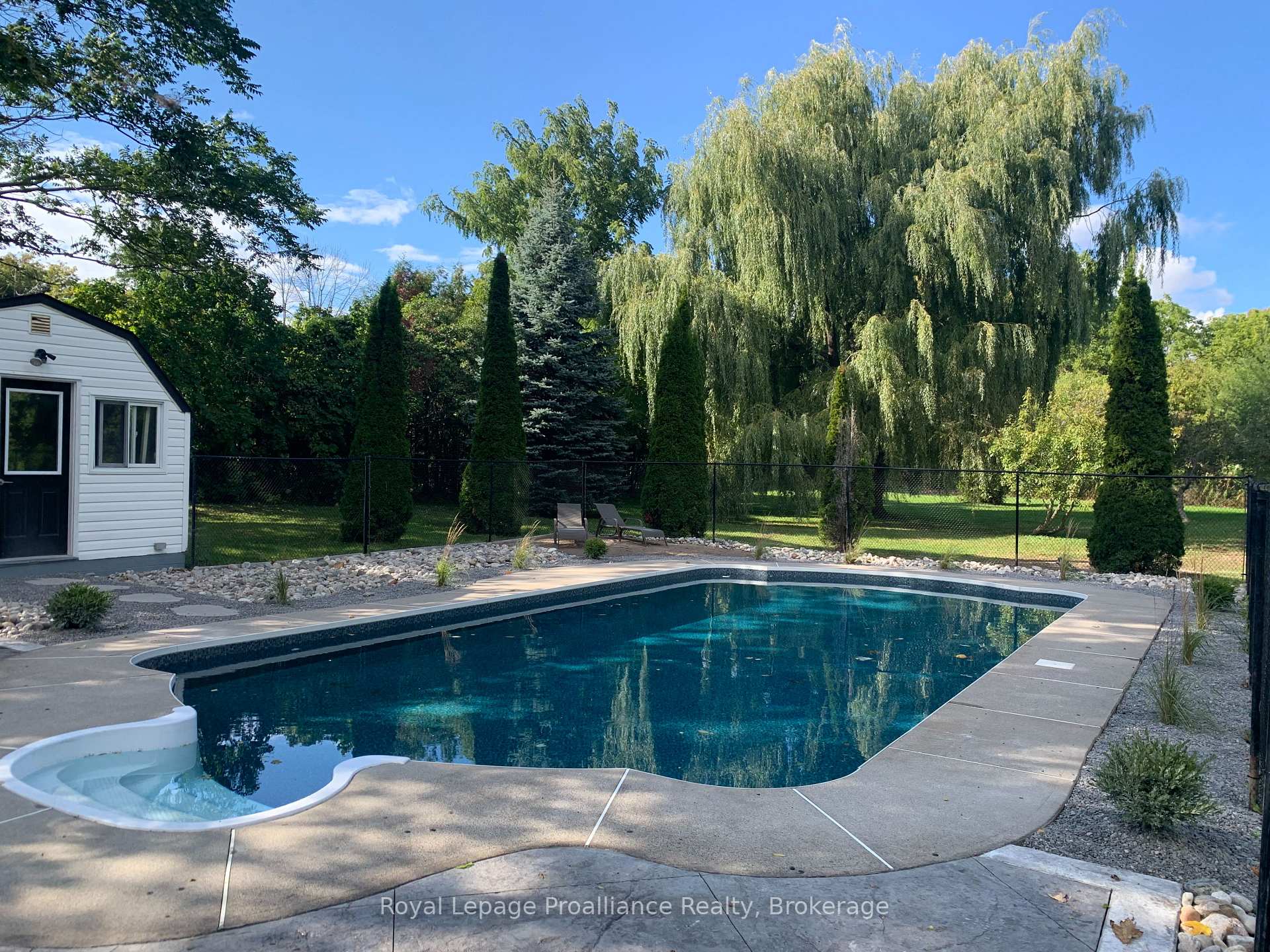 Photo 81 of 89 King Street E, Cramahe, Colborne — HOMEH