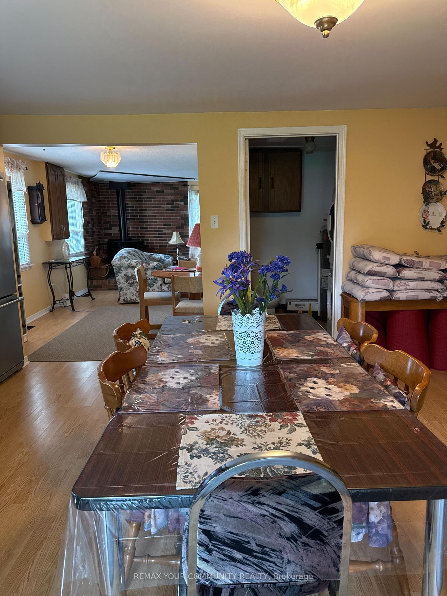 Photo 4 of 2763 Maple Trail, Ramara, Rural Ramara — HOMEH