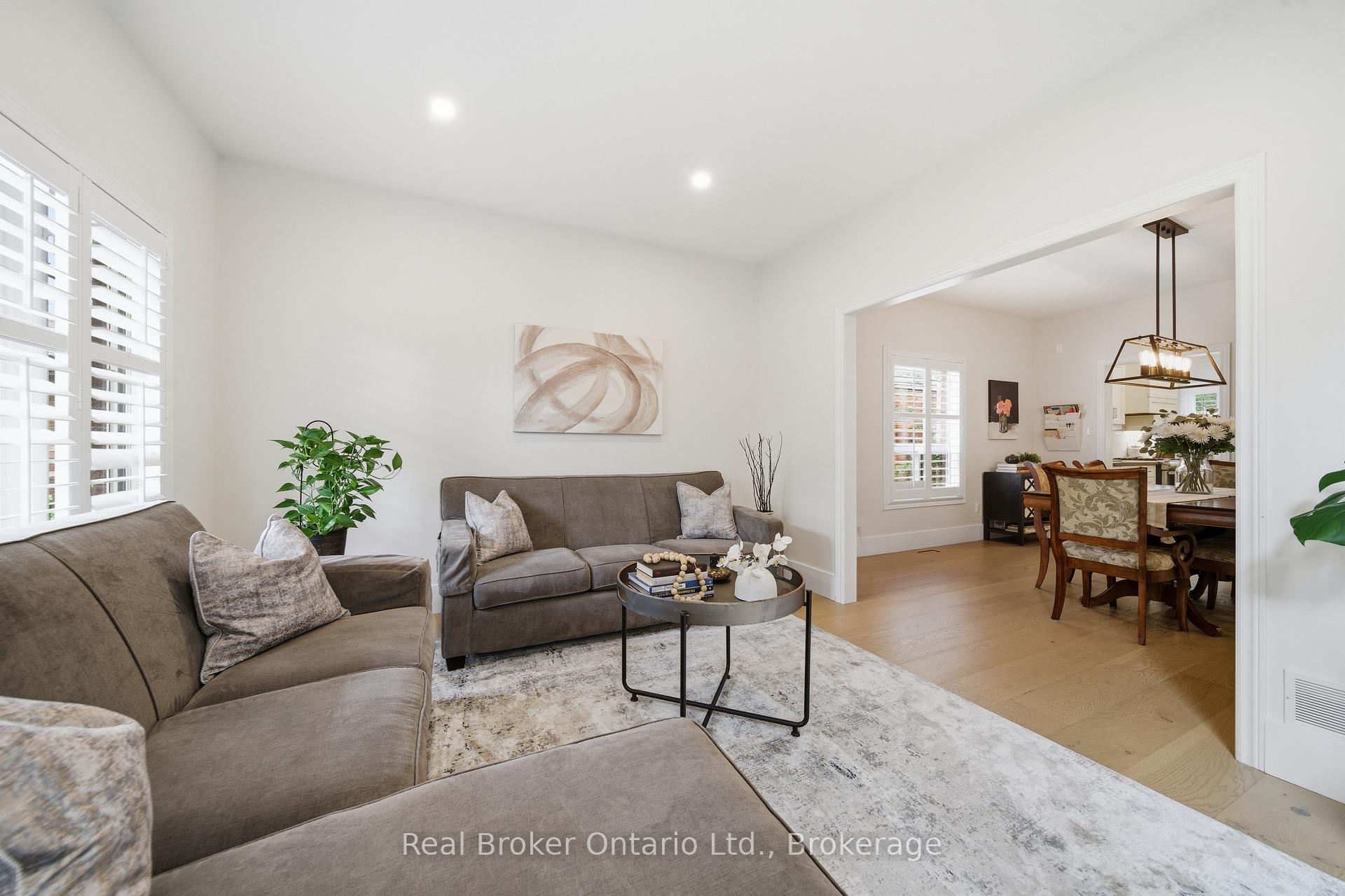 Photo 4 of 280 Farley Drive, Guelph, Pineridge/Westminster Woods — HOMEH