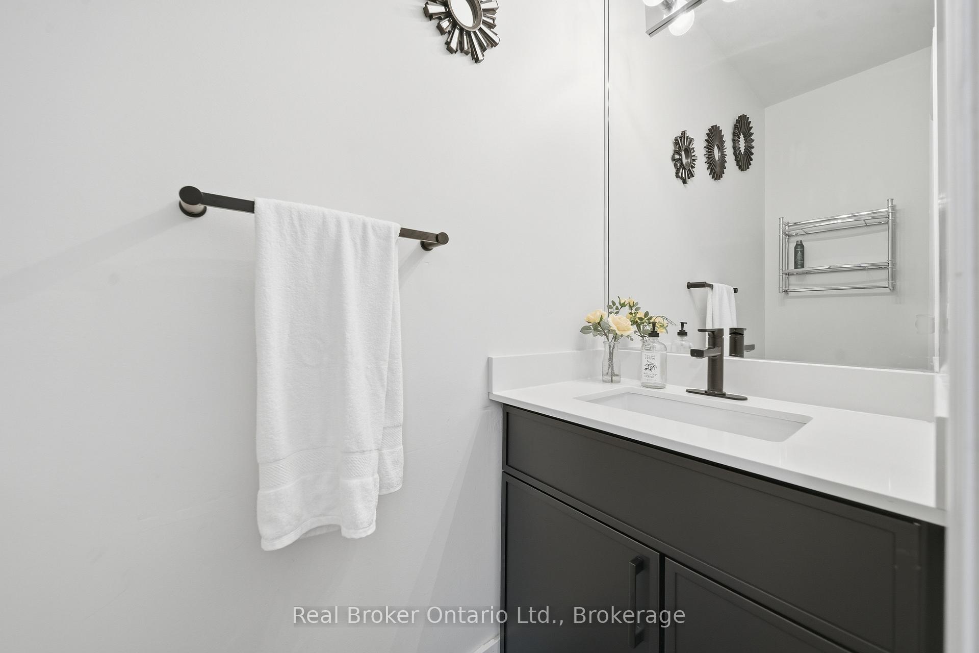 Photo 18 of 280 Farley Drive, Guelph, Pineridge/Westminster Woods — HOMEH