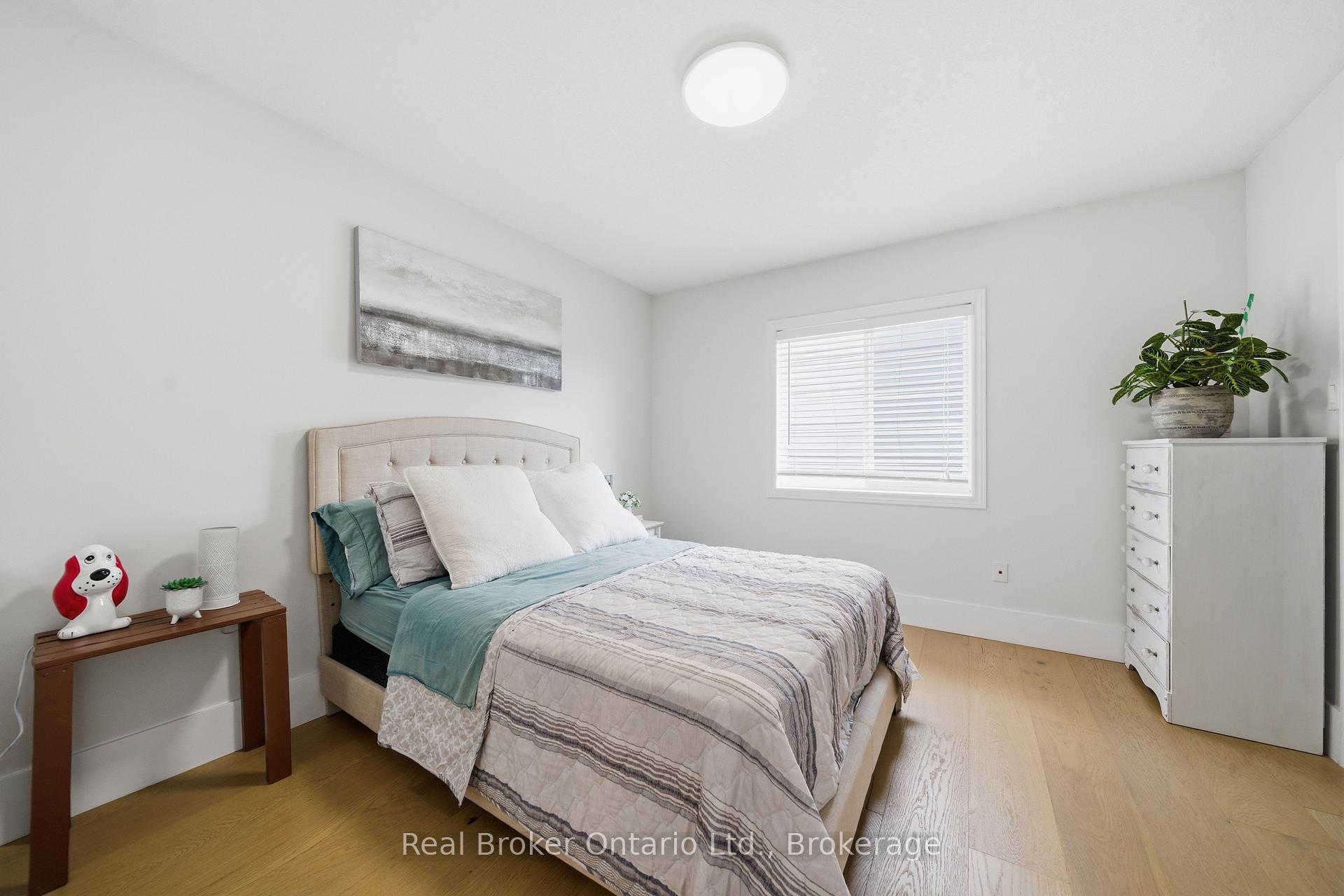 Photo 21 of 280 Farley Drive, Guelph, Pineridge/Westminster Woods — HOMEH