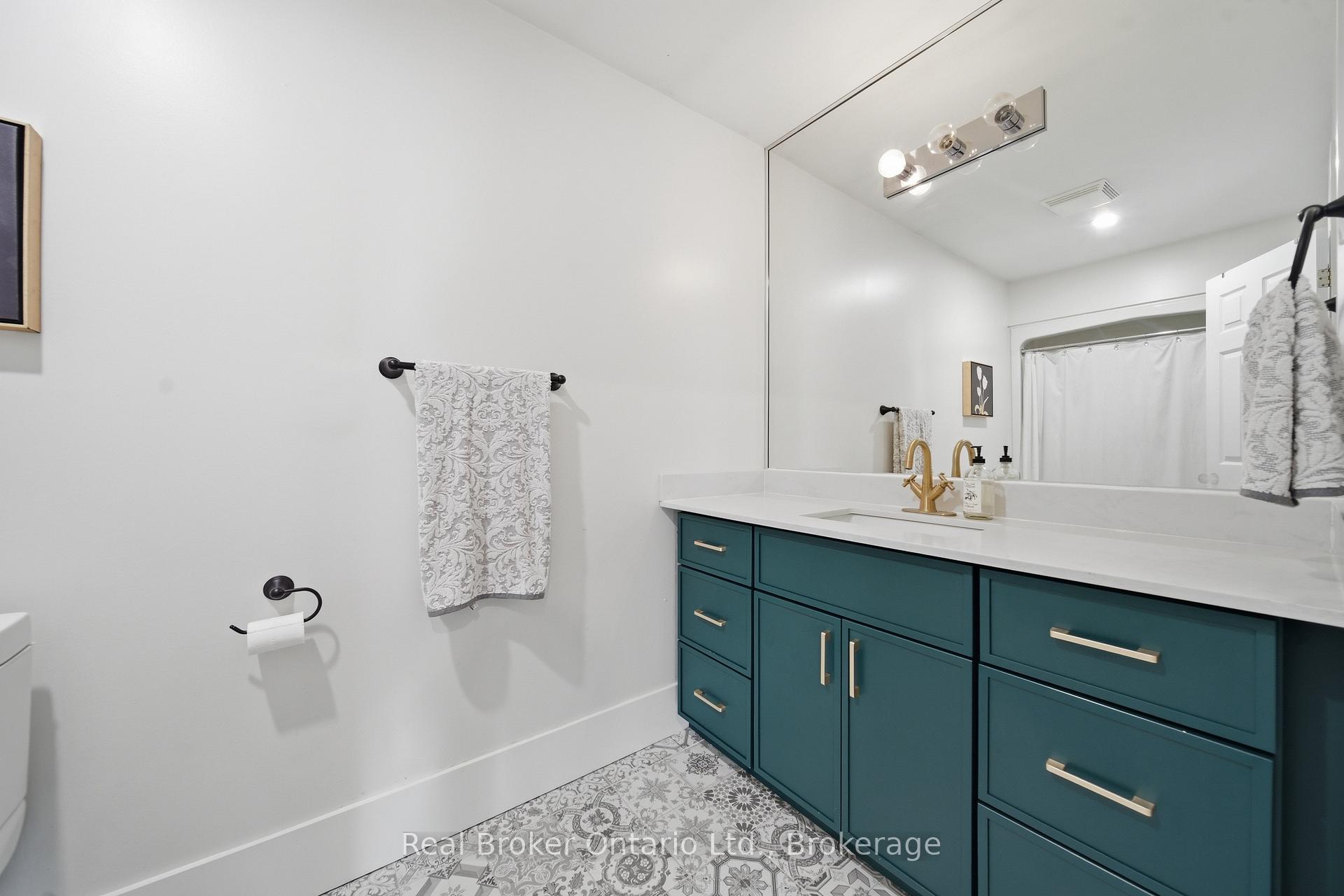Photo 24 of 280 Farley Drive, Guelph, Pineridge/Westminster Woods — HOMEH