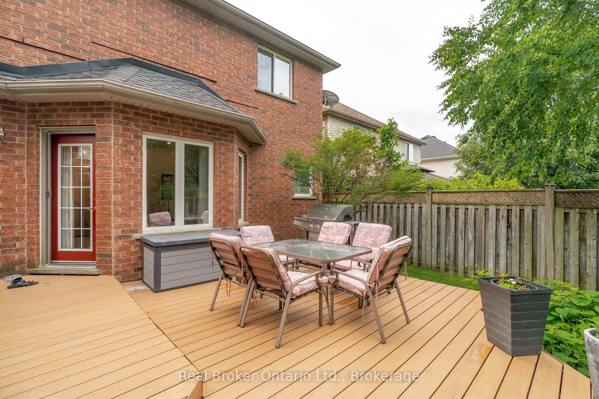 Photo 36 of 280 Farley Drive, Guelph, Pineridge/Westminster Woods — HOMEH