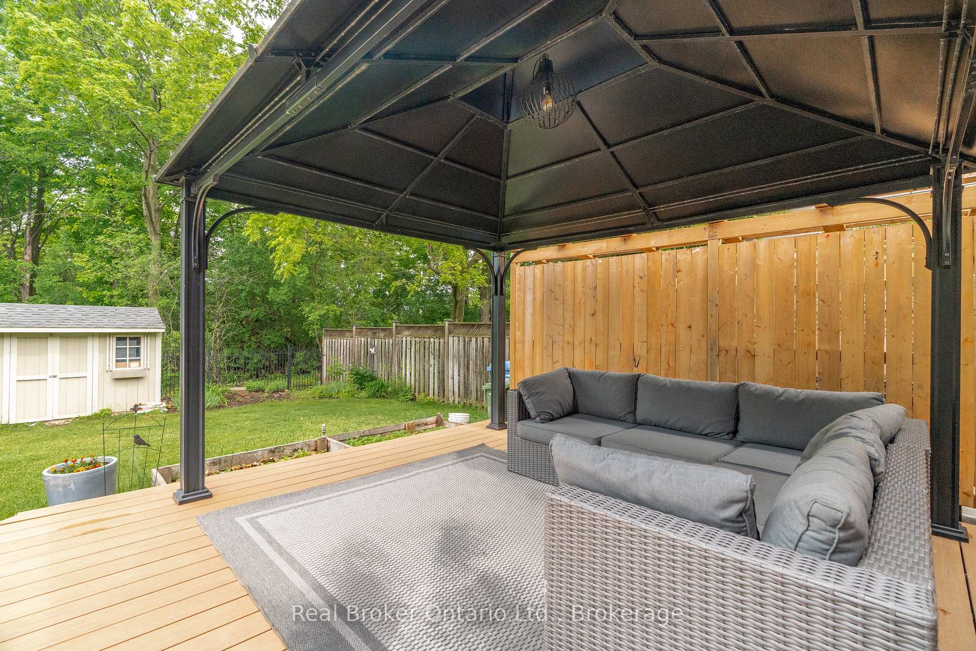 Photo 38 of 280 Farley Drive, Guelph, Pineridge/Westminster Woods — HOMEH