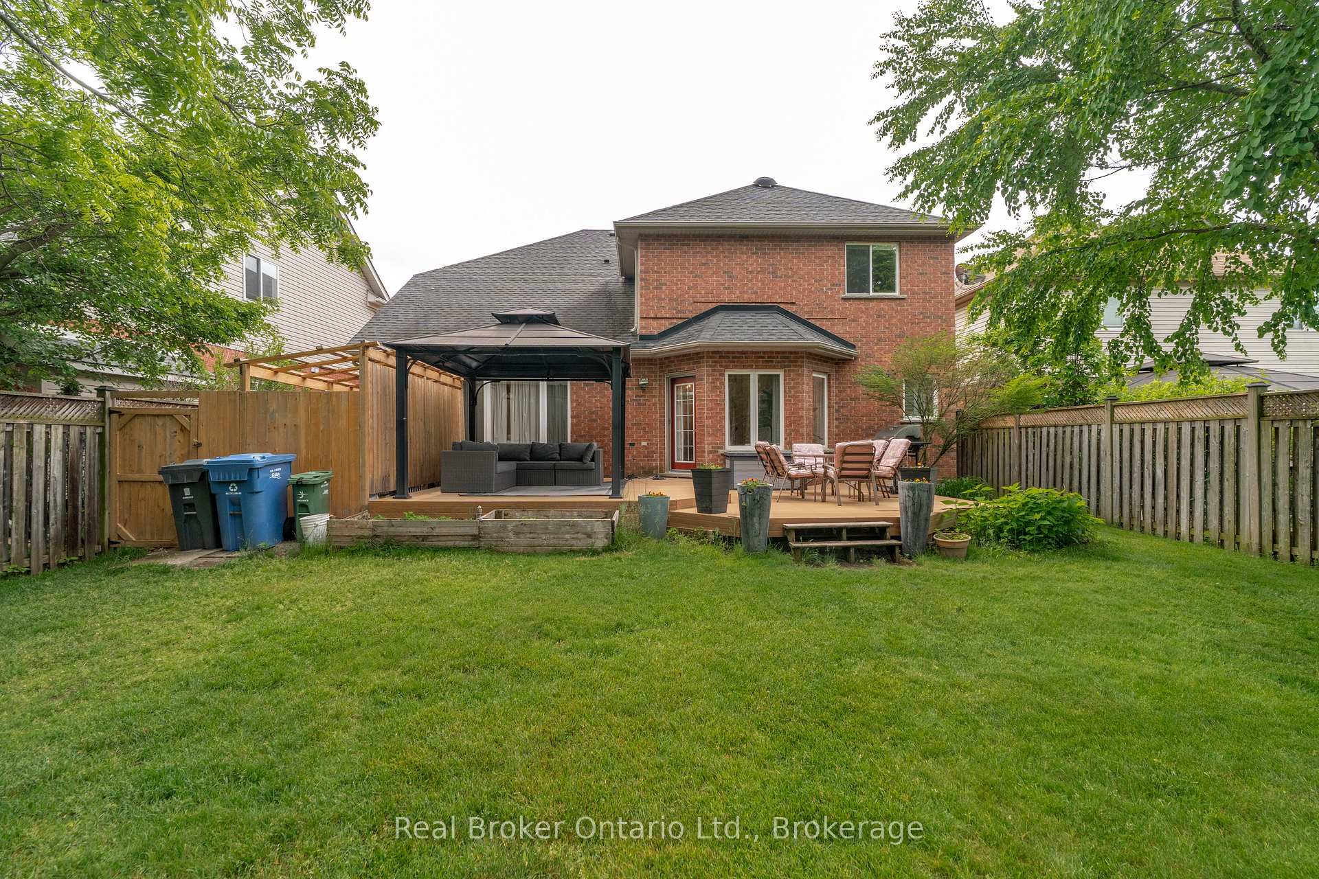 Photo 40 of 280 Farley Drive, Guelph, Pineridge/Westminster Woods — HOMEH