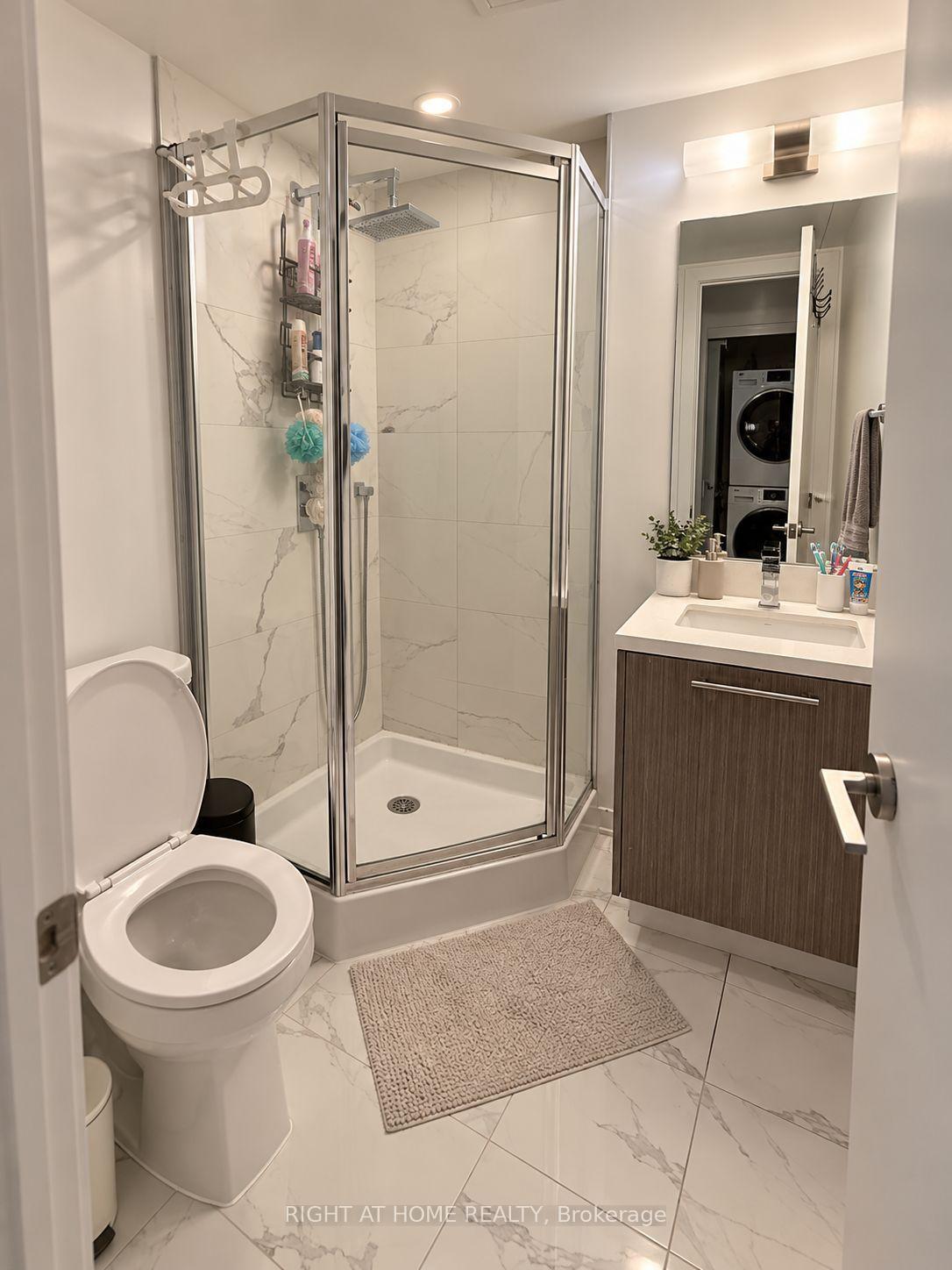Photo 9 of Unit TH09, 264 Finch Avenue E, North York, Newtonbrook East — HOMEH