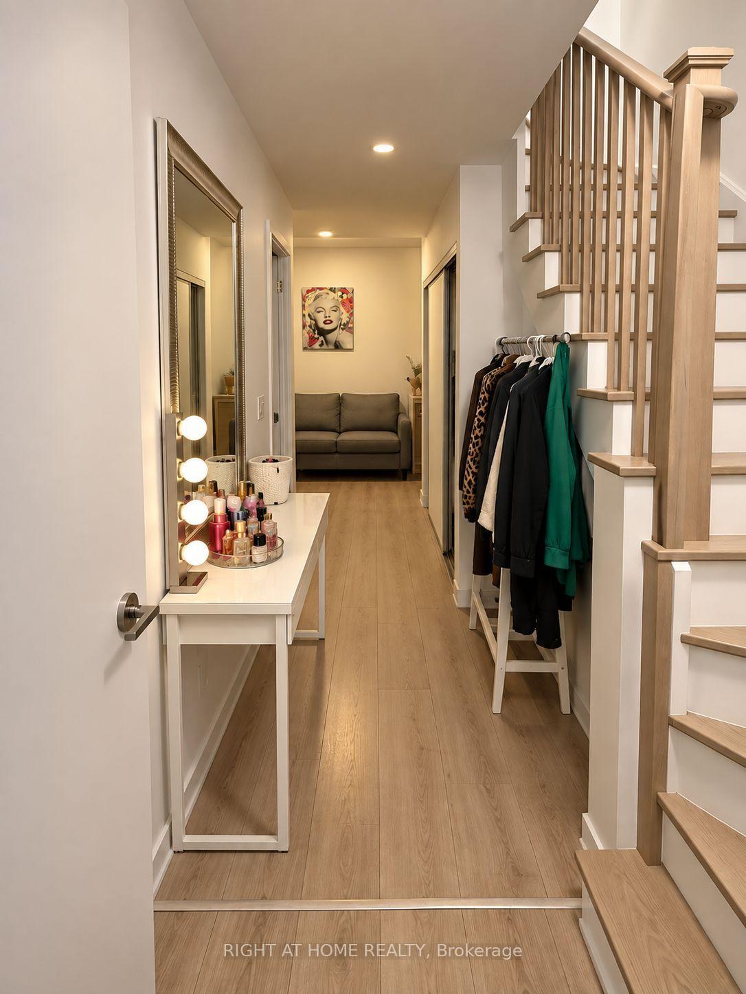 Photo 14 of Unit TH09, 264 Finch Avenue E, North York, Newtonbrook East — HOMEH