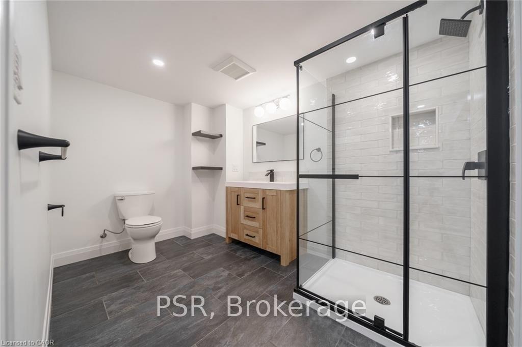 Photo 9 of Unit Lower, 5678 Woodland Boulevard, Niagara Falls, Hospital — HOMEH