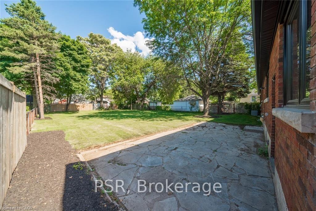 Photo 29 of Unit Lower, 5678 Woodland Boulevard, Niagara Falls, Hospital — HOMEH