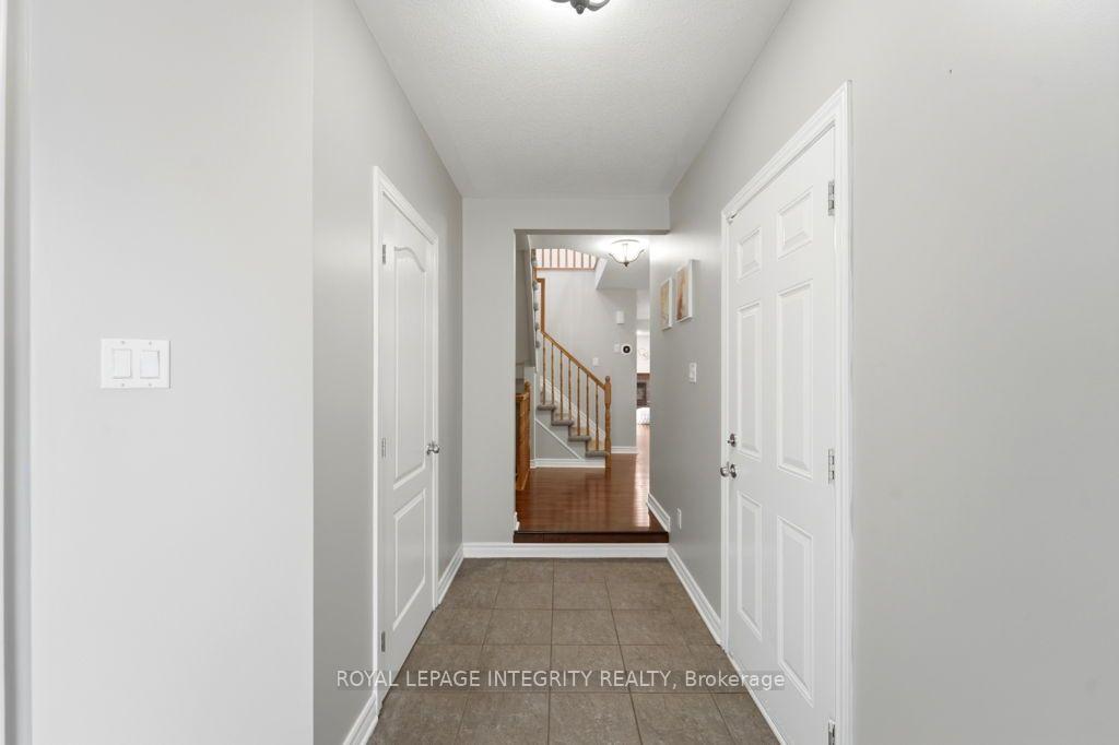 Photo 6 of 209 Tewsley Drive, Ottawa, Riverside South/Gloucester Glen — HOMEH