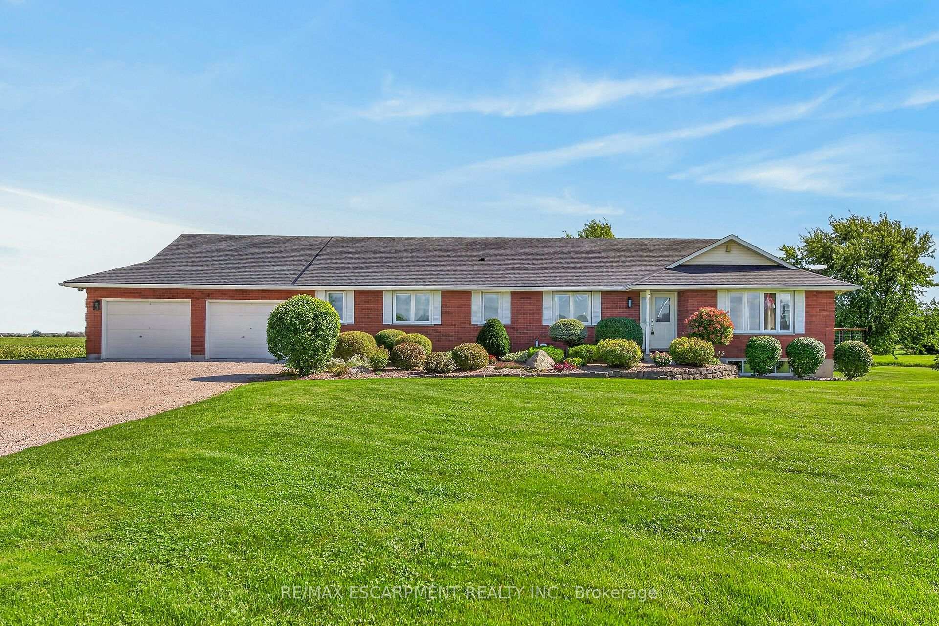 Photo 2 of 450 Stoney Creek Road, Haldimand — HOMEH