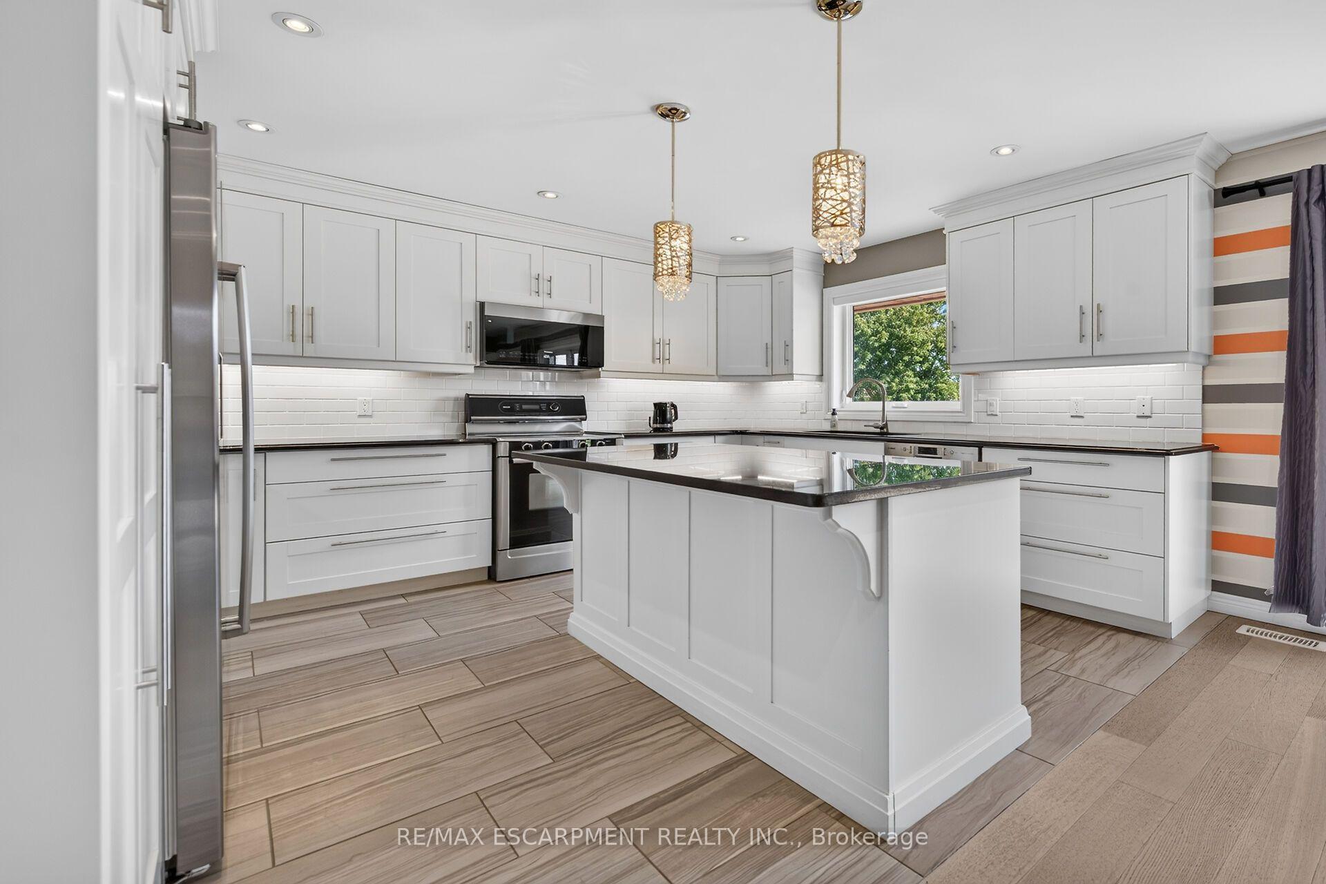 Photo 6 of 450 Stoney Creek Road, Haldimand — HOMEH