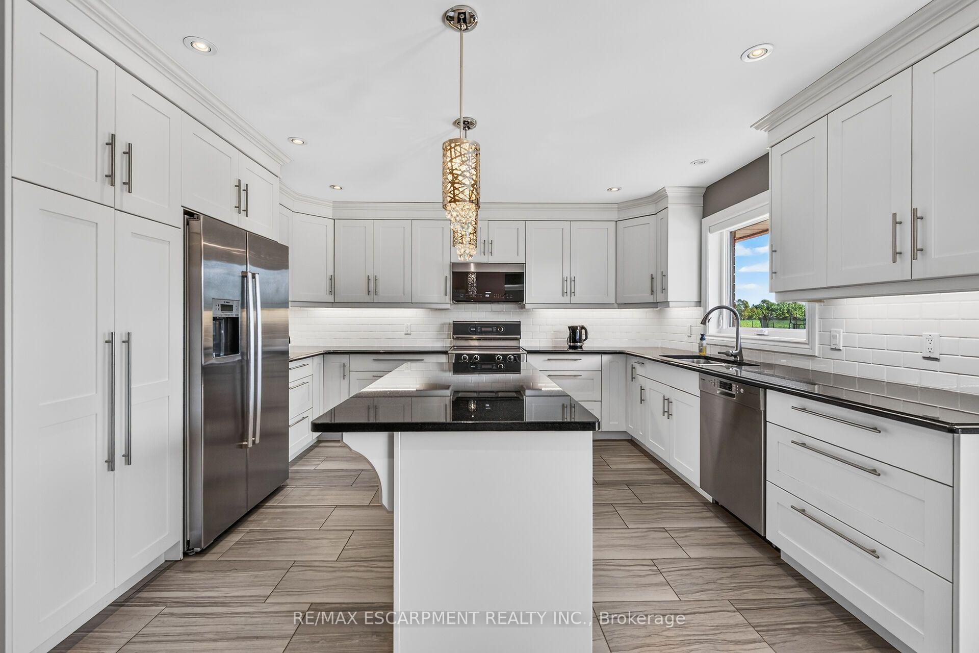 Photo 8 of 450 Stoney Creek Road, Haldimand — HOMEH
