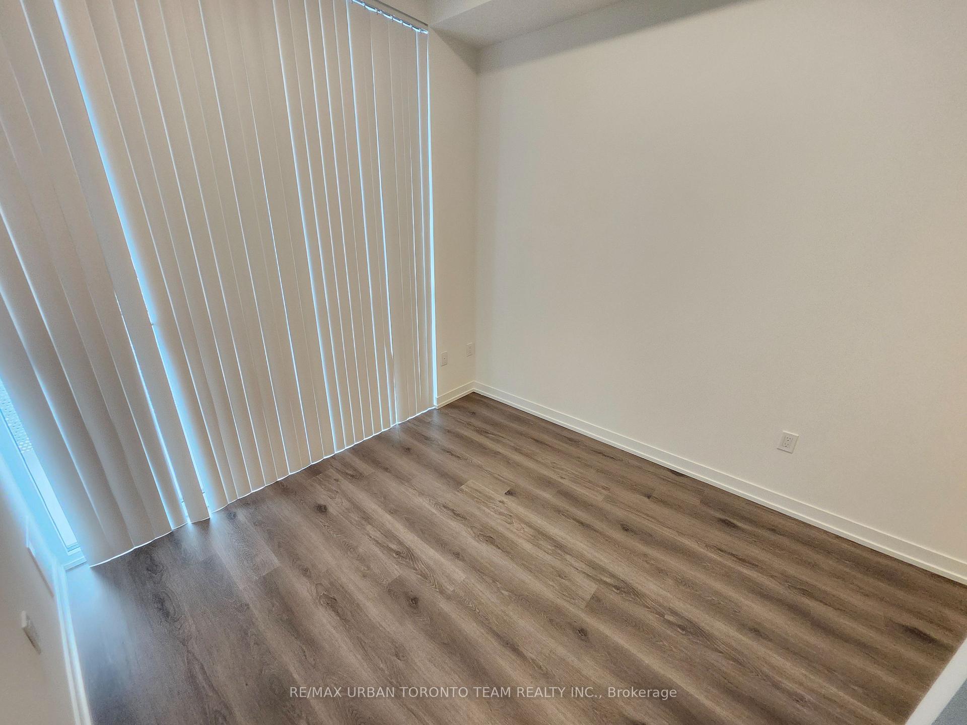 Photo 6 of Unit 6515, 225 Commerce Street, Vaughan, Vaughan Corporate Centre — HOMEH
