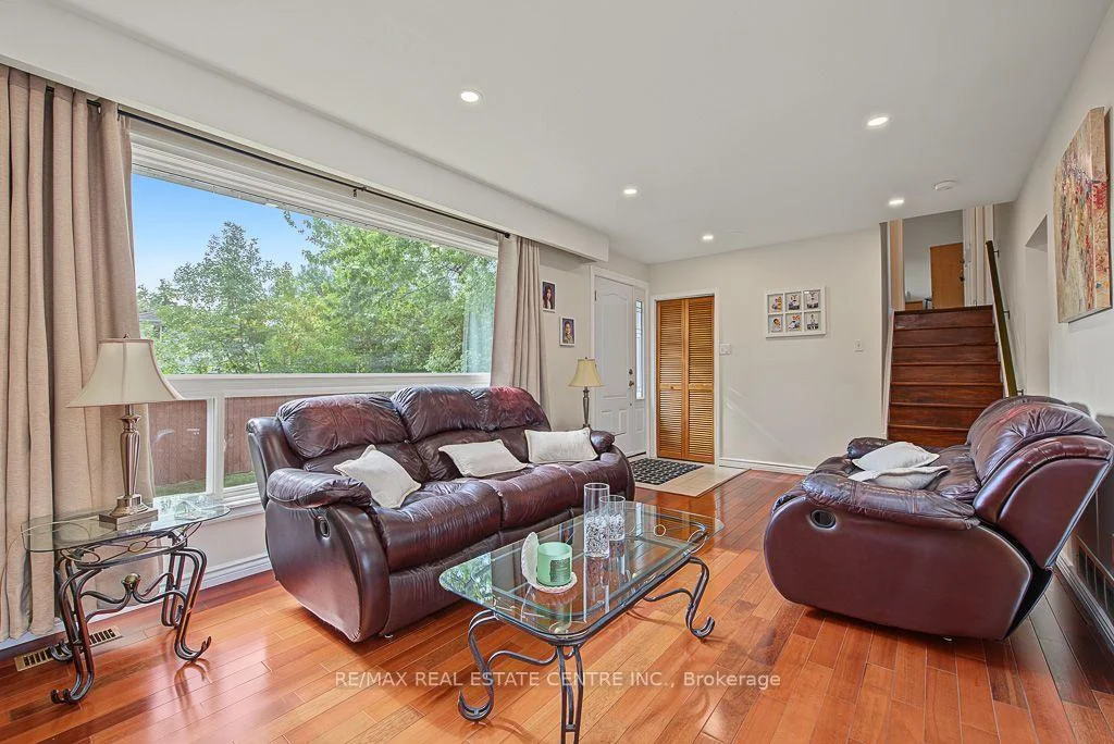 Photo 7 of 276 Bartley Bull Parkway, Brampton, Brampton East — HOMEH
