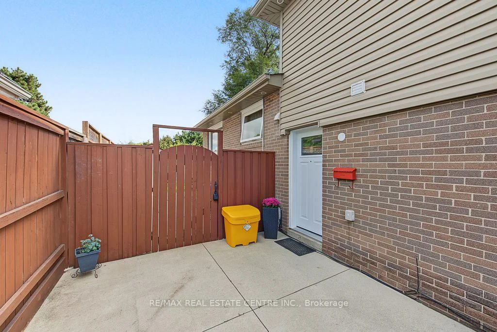 Photo 30 of 276 Bartley Bull Parkway, Brampton, Brampton East — HOMEH