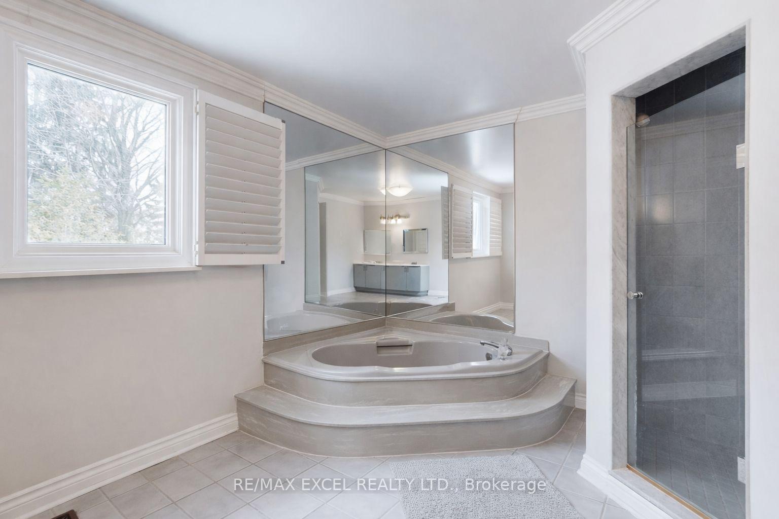 Photo 15 of 67 Rose Green Drive, Vaughan, Uplands — HOMEH