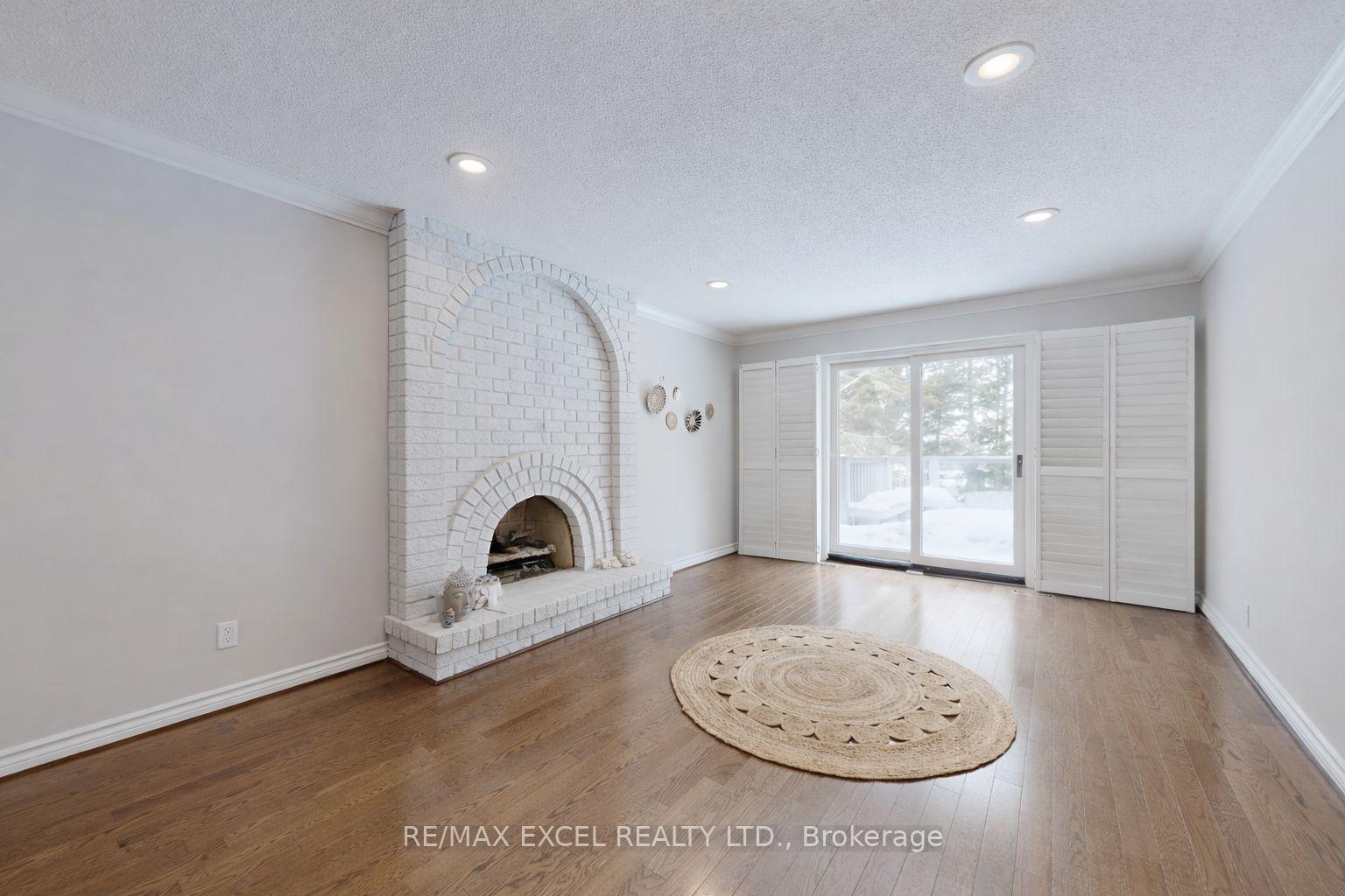 Photo 28 of 67 Rose Green Drive, Vaughan, Uplands — HOMEH