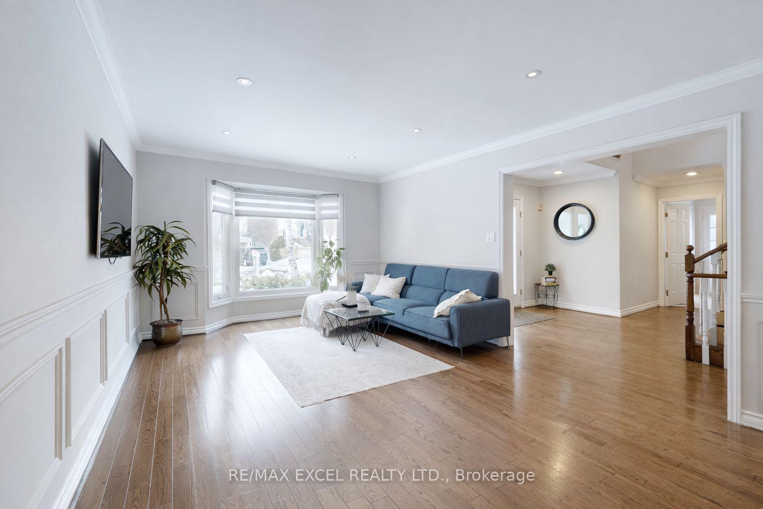 Photo 35 of 67 Rose Green Drive, Vaughan, Uplands — HOMEH