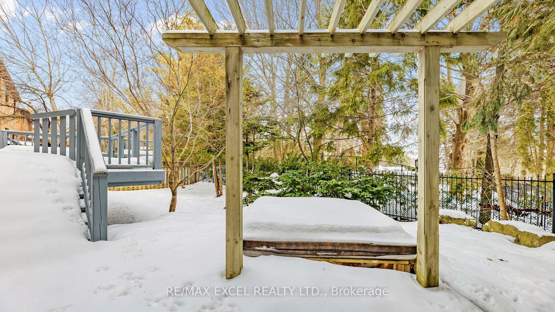 Photo 39 of 67 Rose Green Drive, Vaughan, Uplands — HOMEH