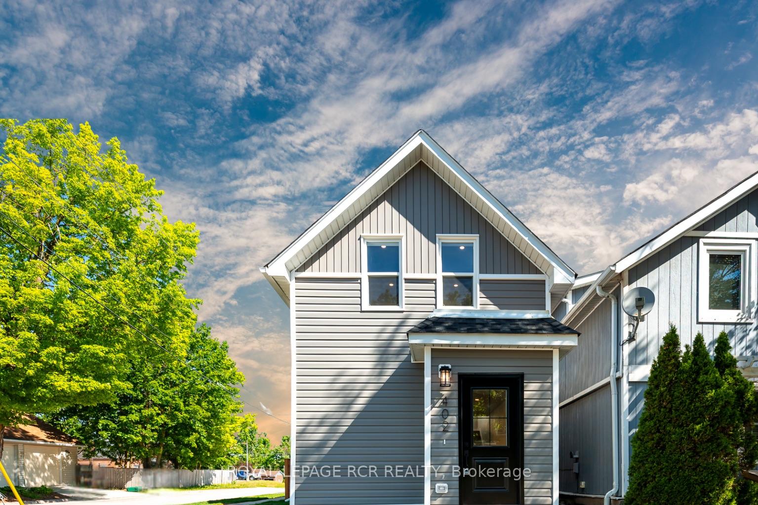 Photo 3 of 402 Main Street E, Shelburne — HOMEH