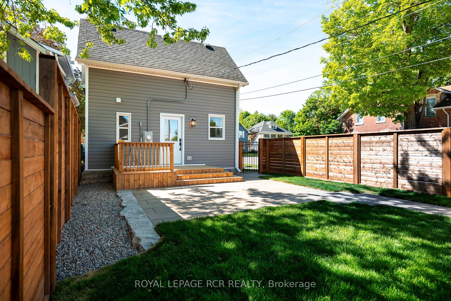 Photo 29 of 402 Main Street E, Shelburne — HOMEH