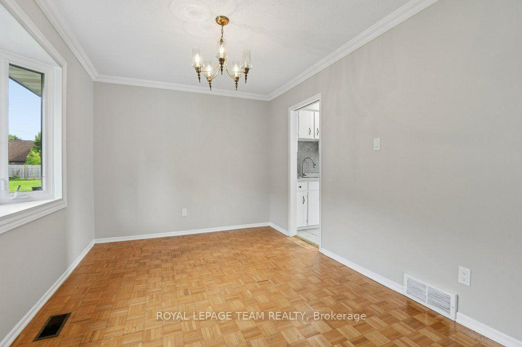 Photo 11 of 11 Elvaston Avenue, Ottawa, Craig Henry/Woodvale — HOMEH