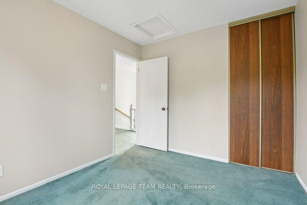 Photo 24 of 11 Elvaston Avenue, Ottawa, Craig Henry/Woodvale — HOMEH