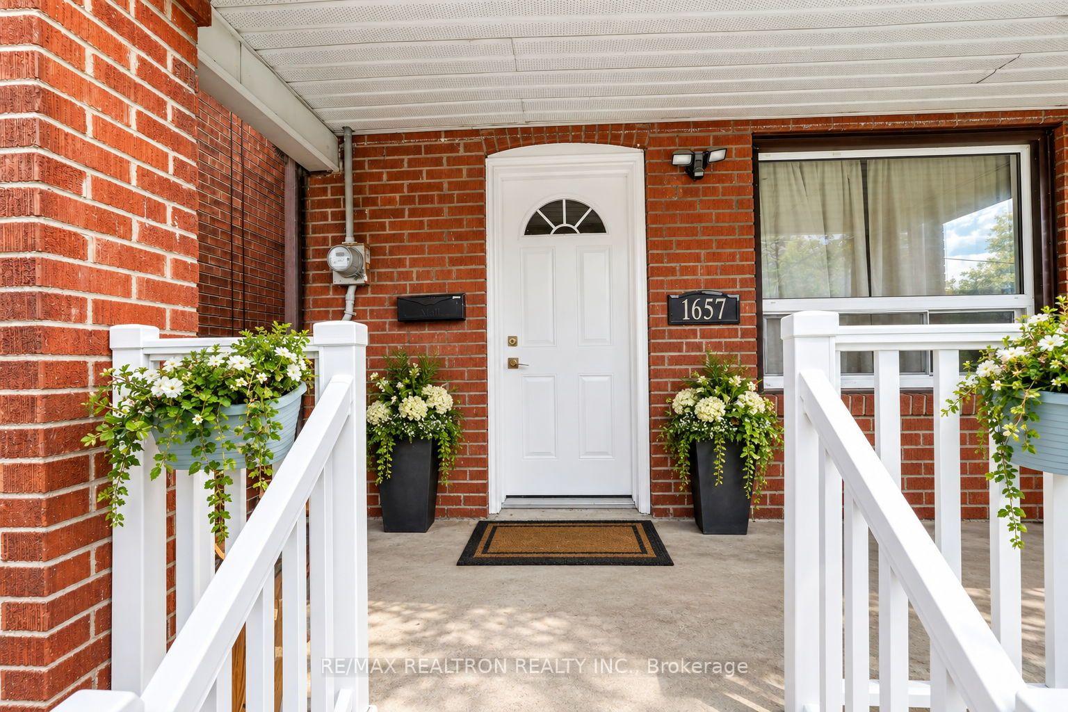 Photo 4 of 1657 Keele Street, Toronto, Keelesdale-Eglinton West — HOMEH