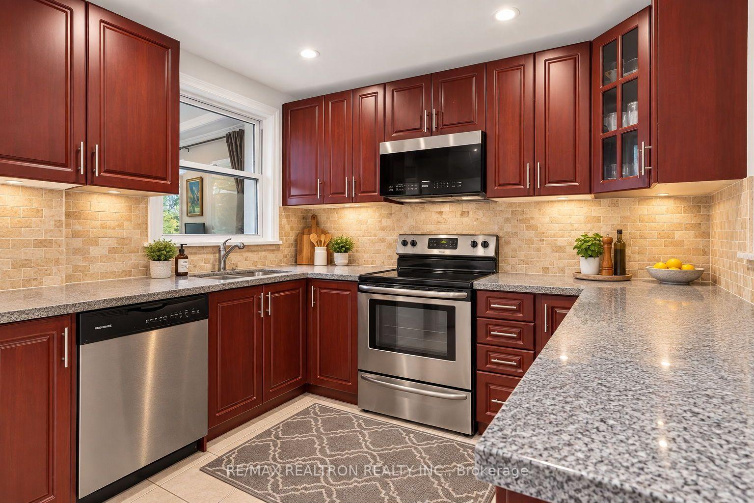 Photo 11 of 1657 Keele Street, Toronto, Keelesdale-Eglinton West — HOMEH