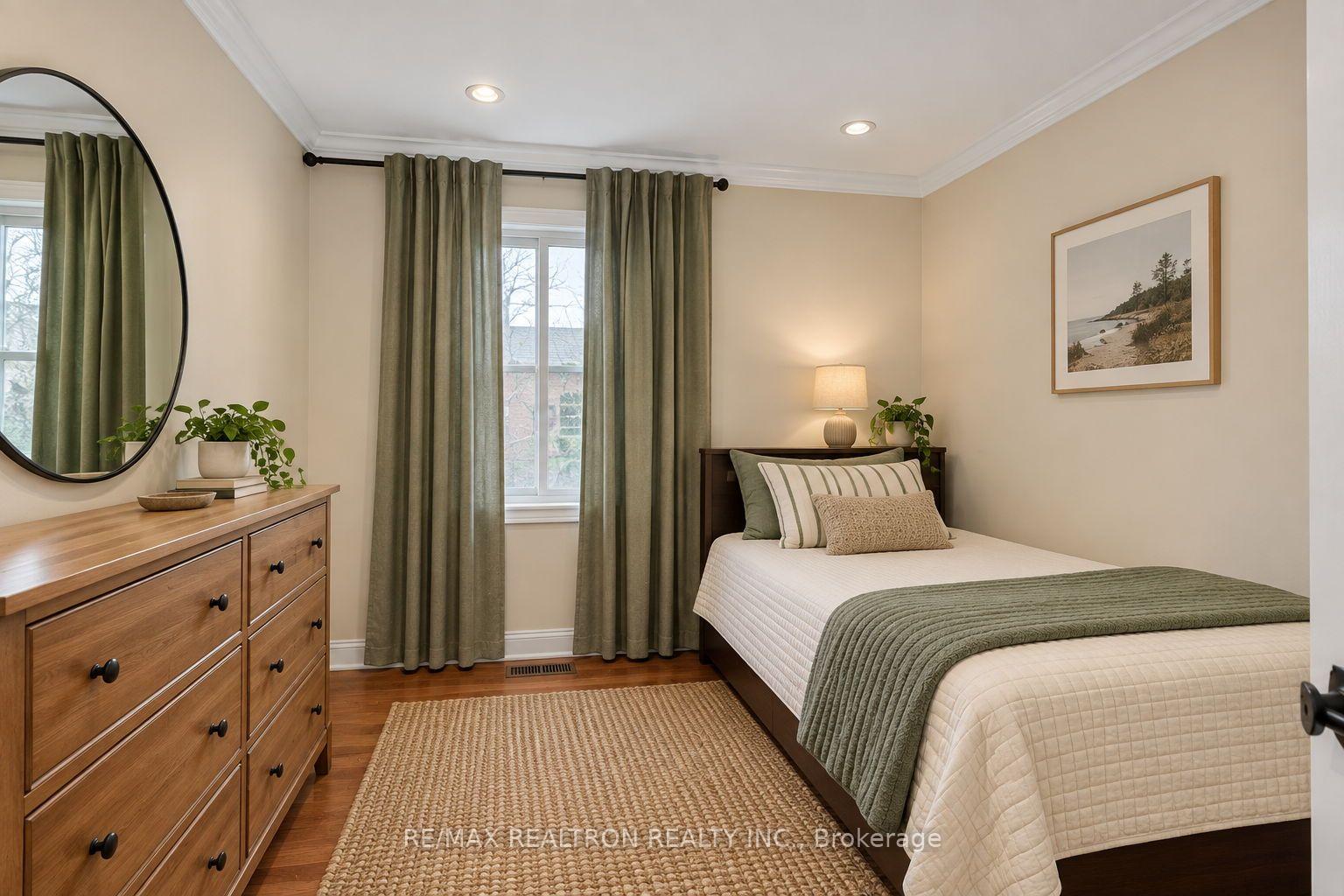 Photo 20 of 1657 Keele Street, Toronto, Keelesdale-Eglinton West — HOMEH