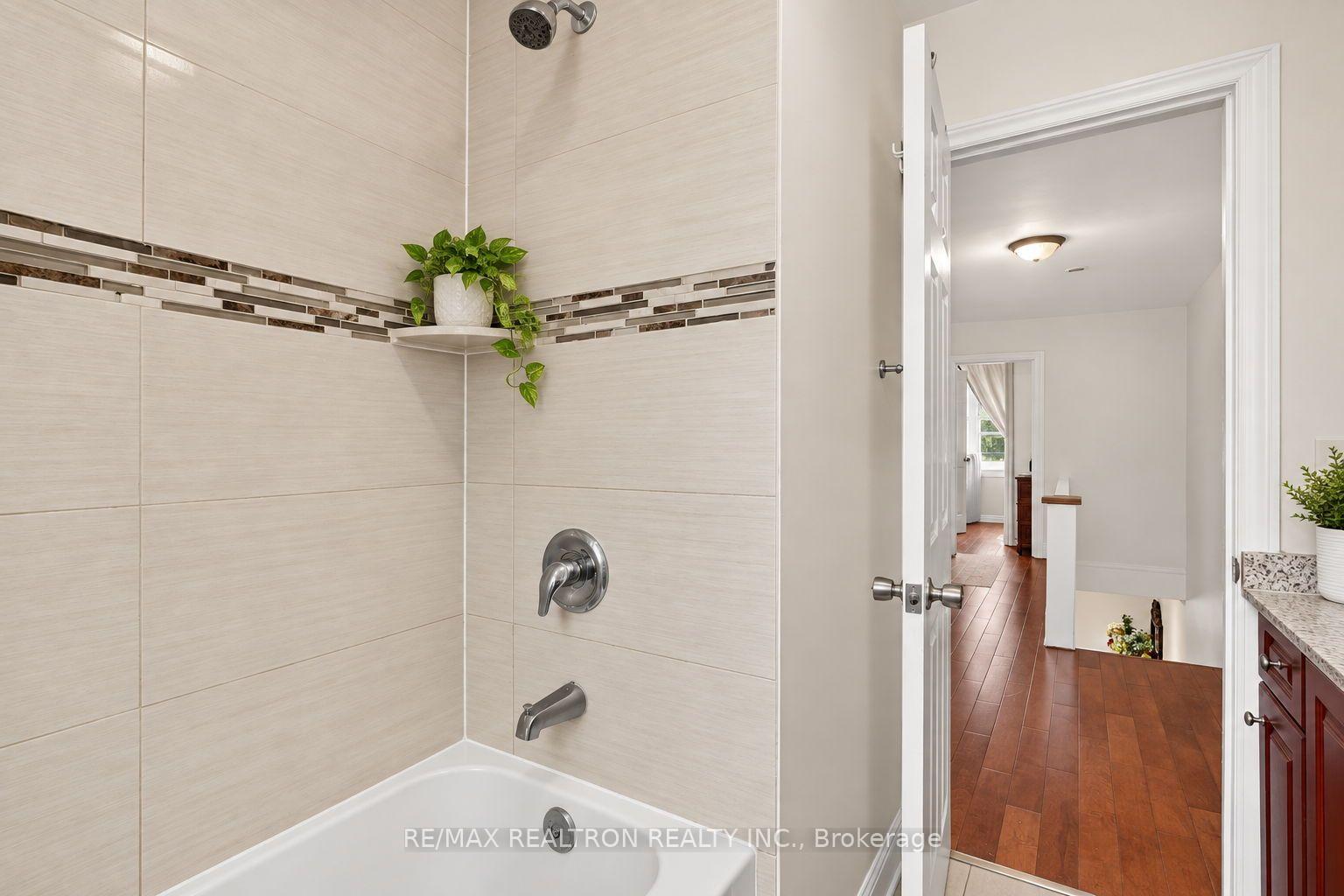 Photo 25 of 1657 Keele Street, Toronto, Keelesdale-Eglinton West — HOMEH