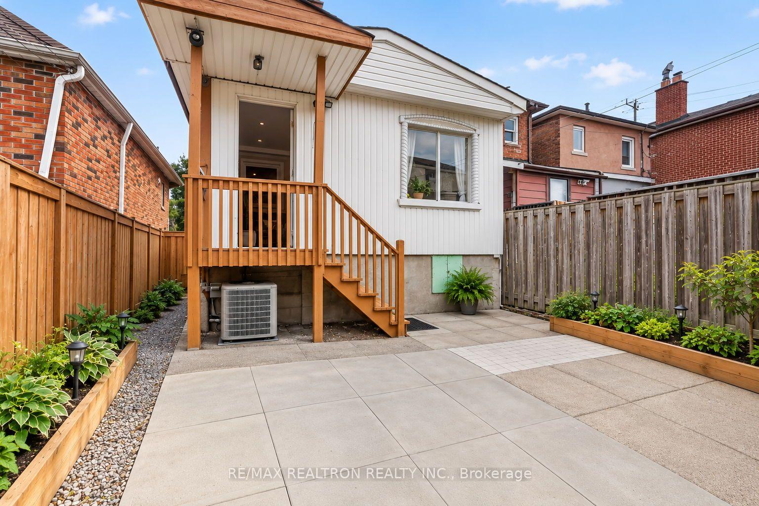 Photo 39 of 1657 Keele Street, Toronto, Keelesdale-Eglinton West — HOMEH