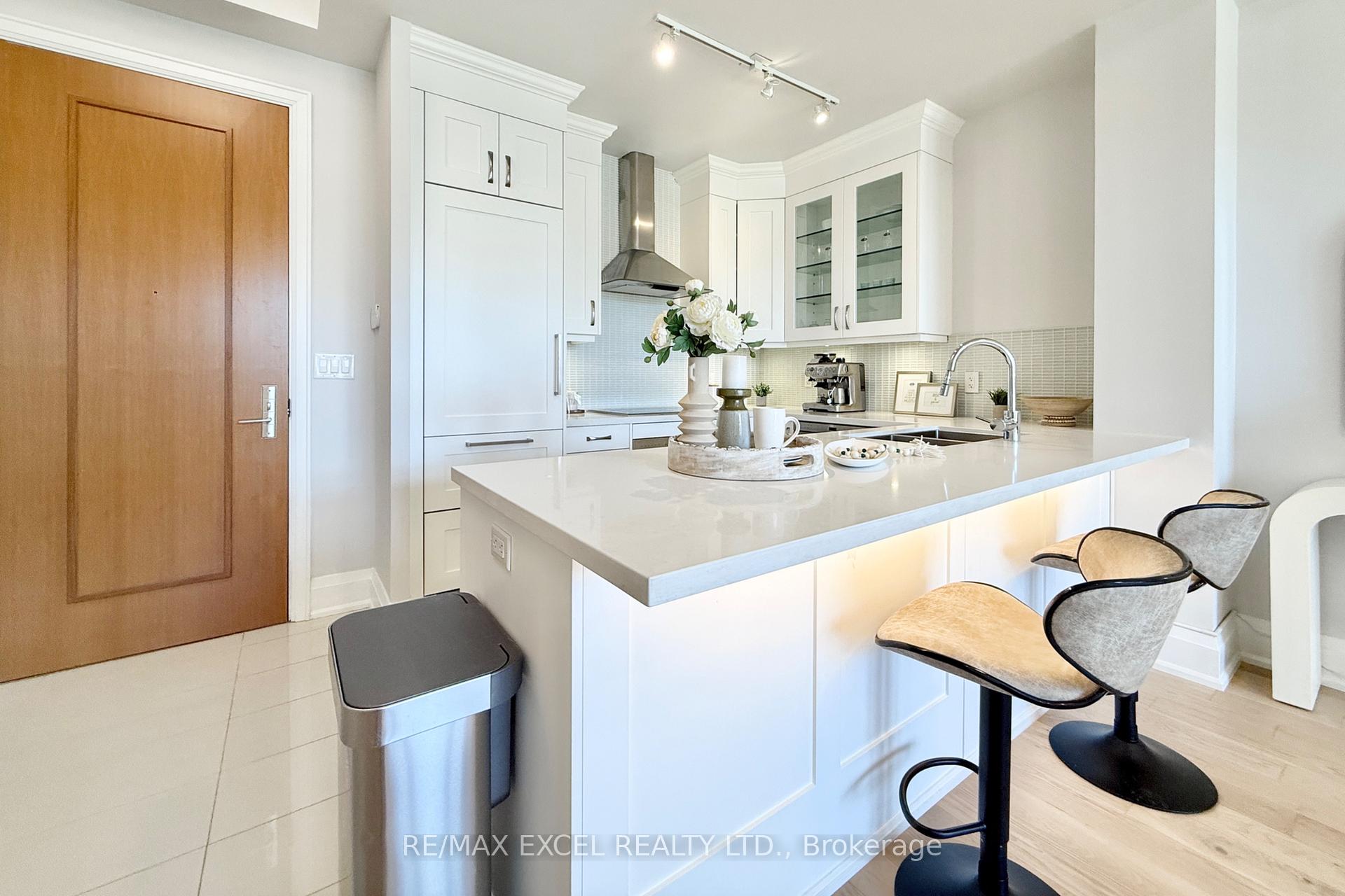 Photo 12 of Unit 208, 9 Stollery Pond Crescent, Markham, Angus Glen — HOMEH