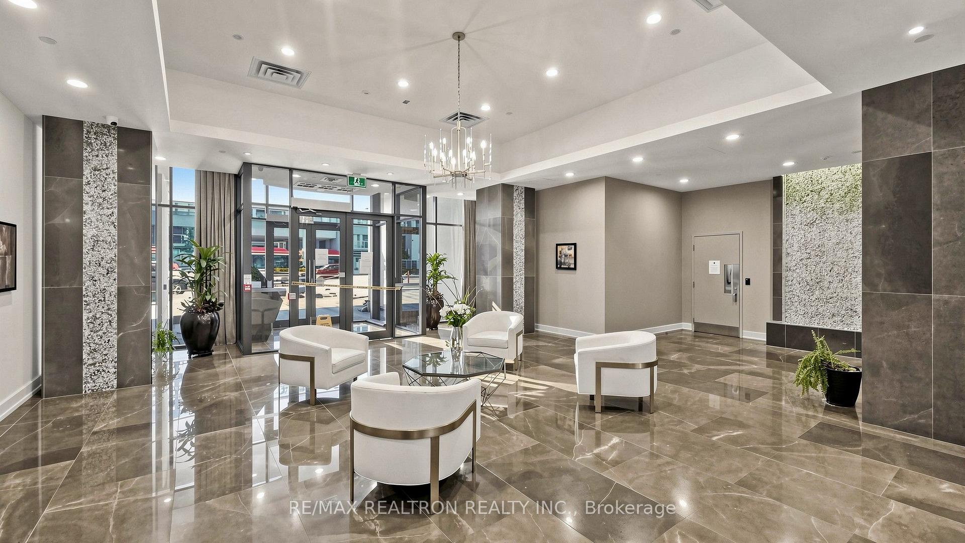 Photo 6 of Unit 412, 650 Sheppard Avenue E, North York, Bayview Village — HOMEH