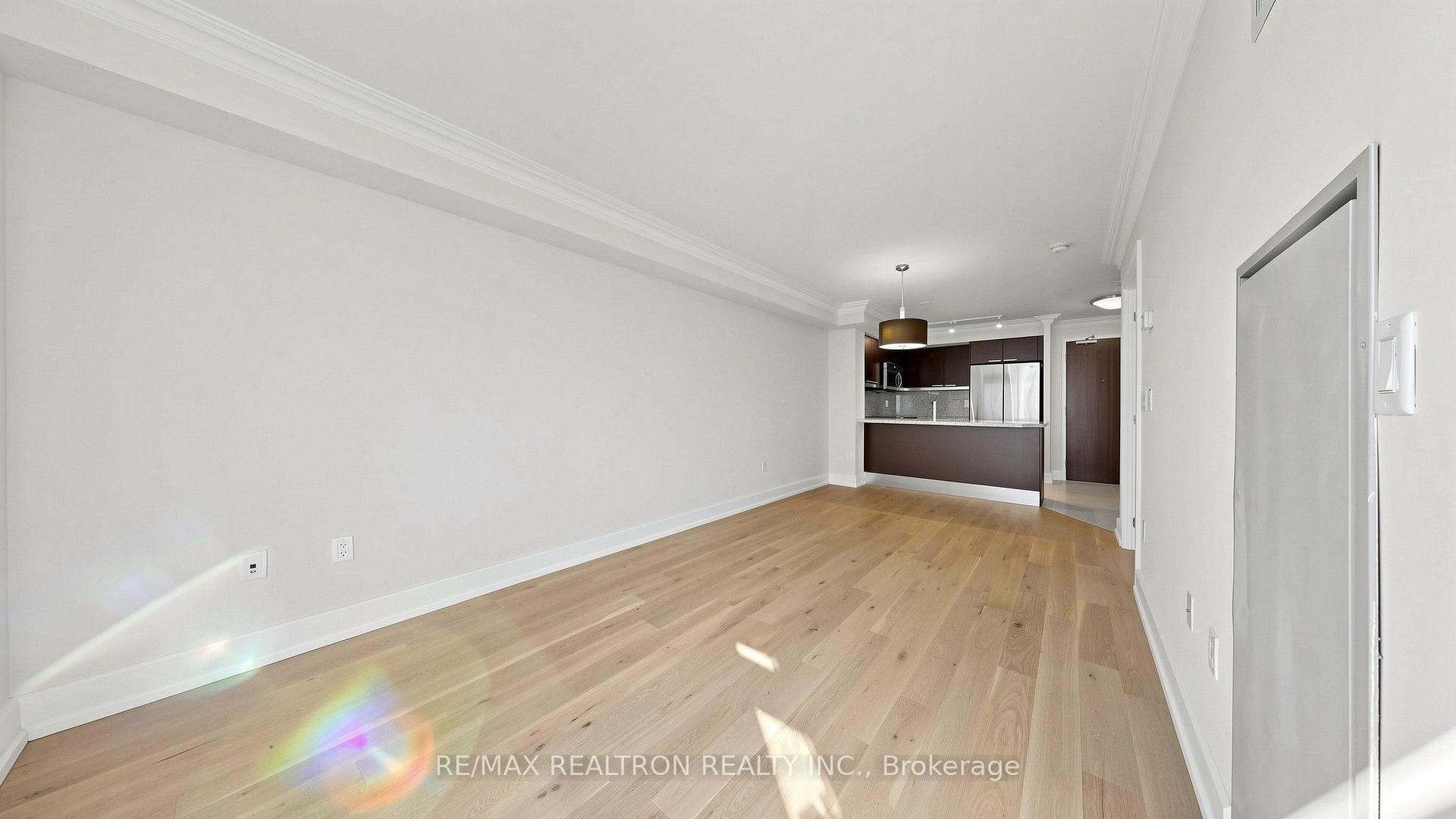 Photo 13 of Unit 412, 650 Sheppard Avenue E, North York, Bayview Village — HOMEH