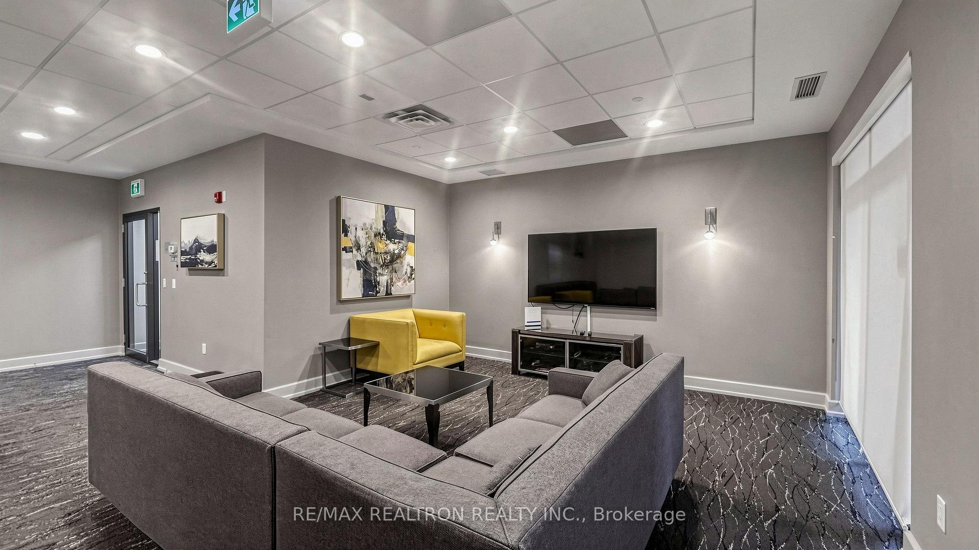 Photo 32 of Unit 412, 650 Sheppard Avenue E, North York, Bayview Village — HOMEH