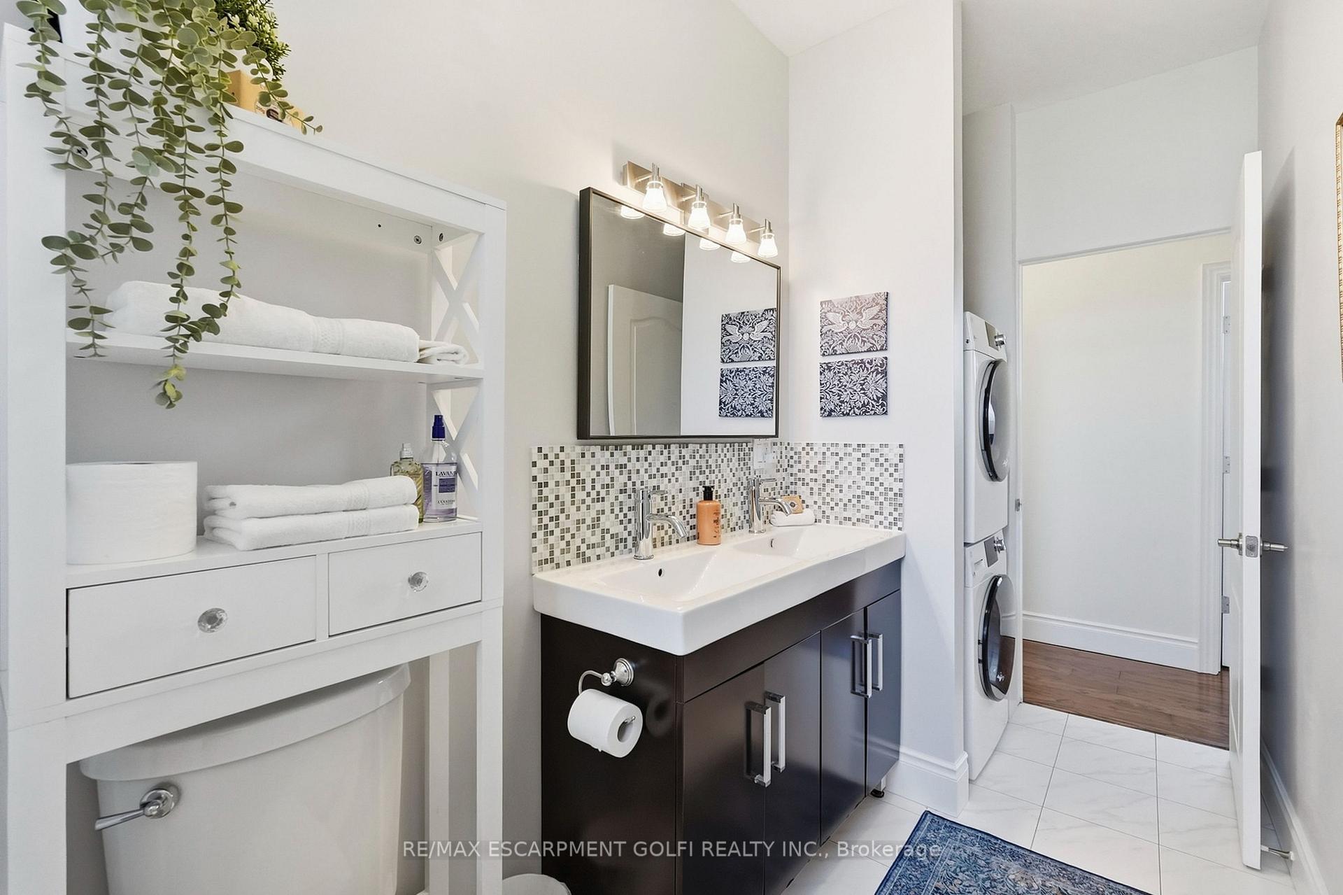 Photo 37 of 2180 Dixie Road, Mississauga, Lakeview — HOMEH