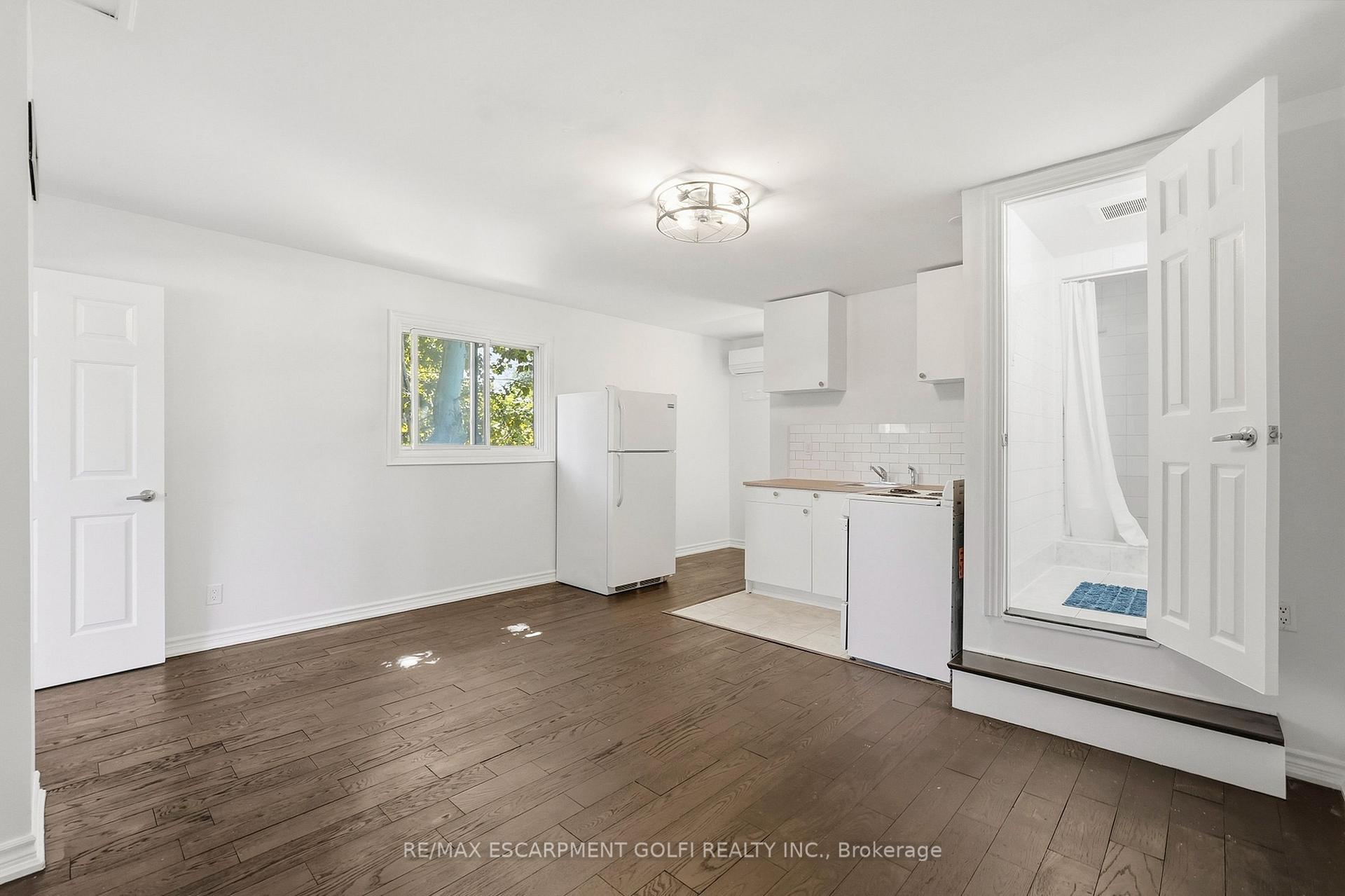 Photo 57 of 2180 Dixie Road, Mississauga, Lakeview — HOMEH