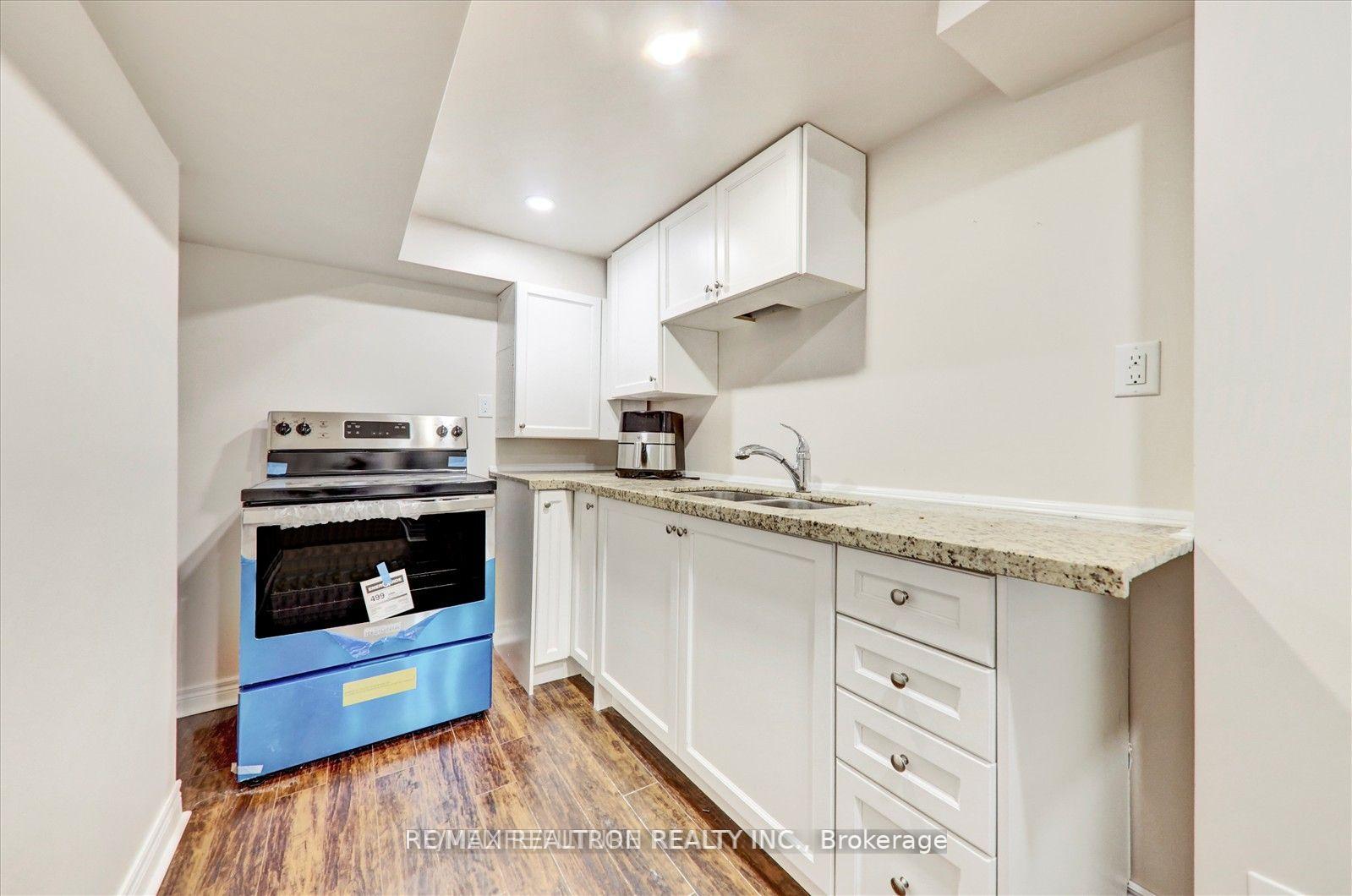 Photo 9 of Basement -65 Kincaid Lane, Markham, Middlefield — HOMEH