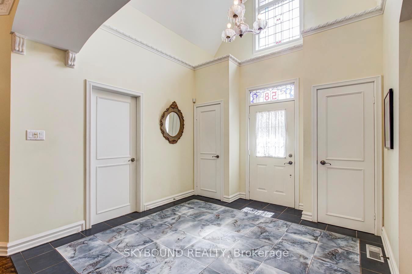 Photo 4 of 58 Kirk Drive, Markham, Royal Orchard — HOMEH