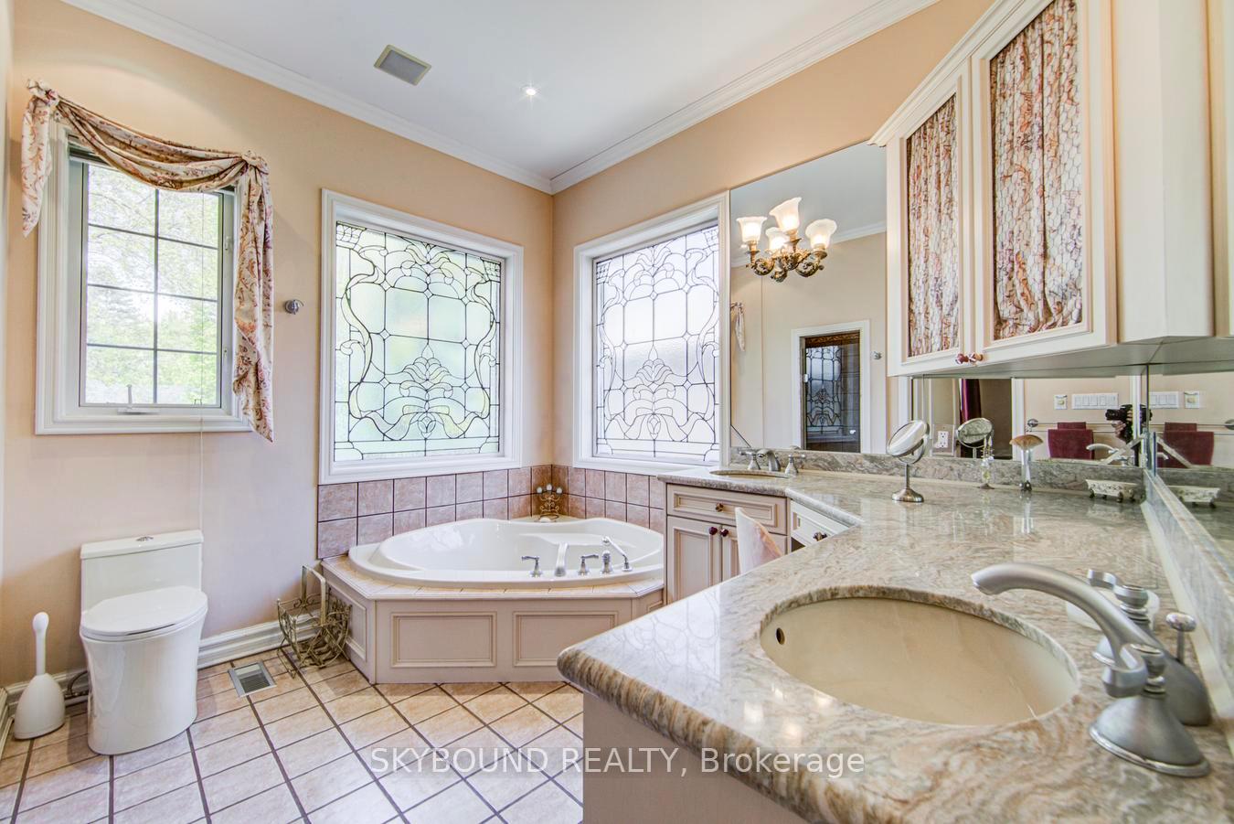 Photo 20 of 58 Kirk Drive, Markham, Royal Orchard — HOMEH