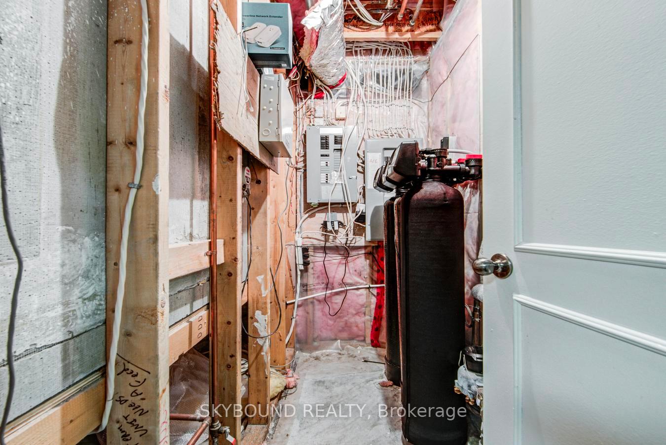 Photo 35 of 58 Kirk Drive, Markham, Royal Orchard — HOMEH