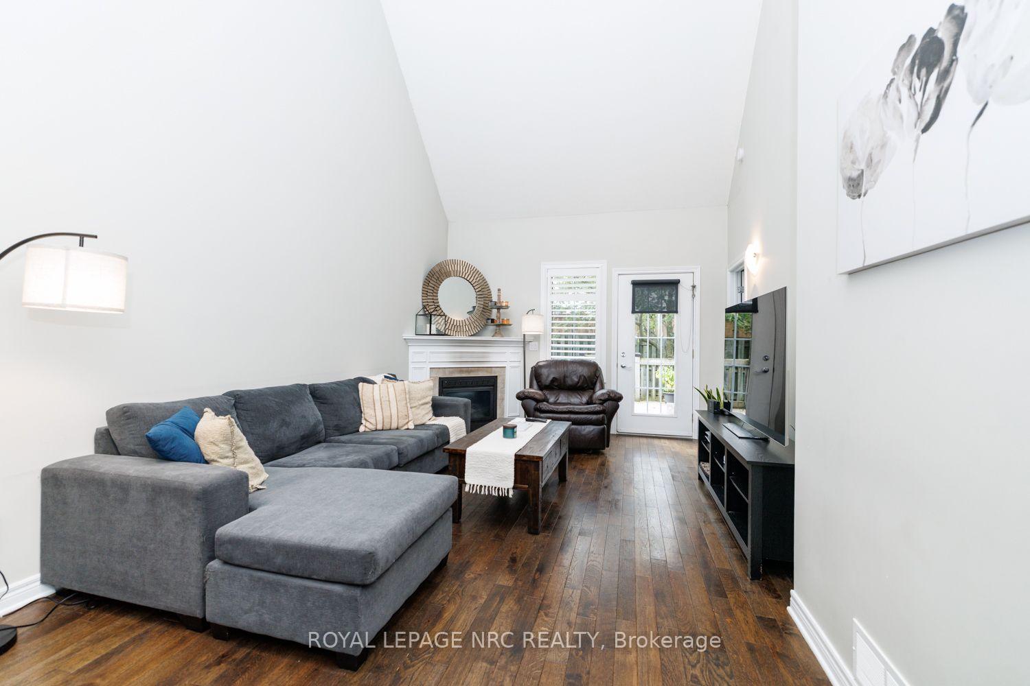 Photo 9 of Unit 9, 8142 Costabile Drive, Niagara Falls, Ascot — HOMEH