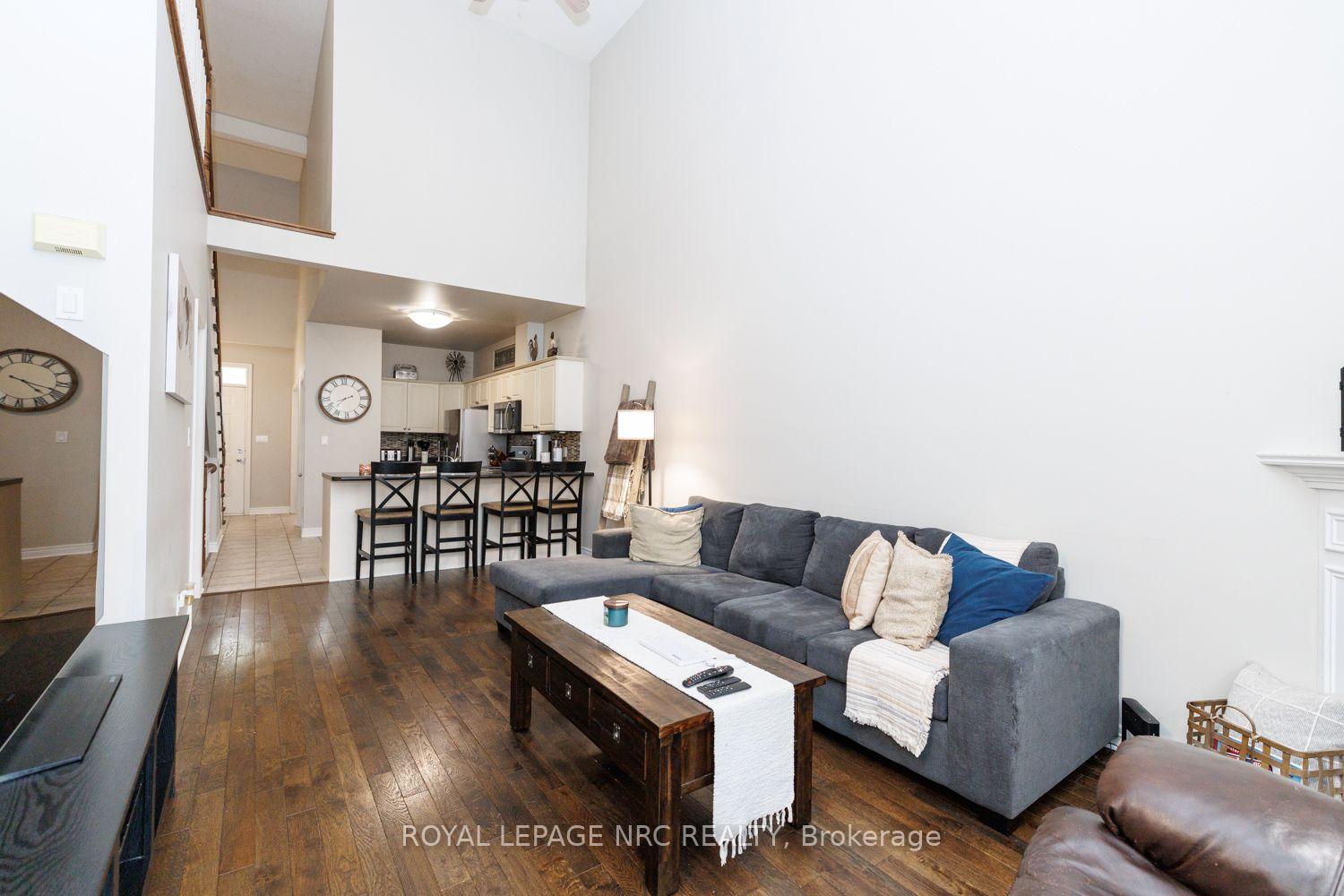 Photo 12 of Unit 9, 8142 Costabile Drive, Niagara Falls, Ascot — HOMEH