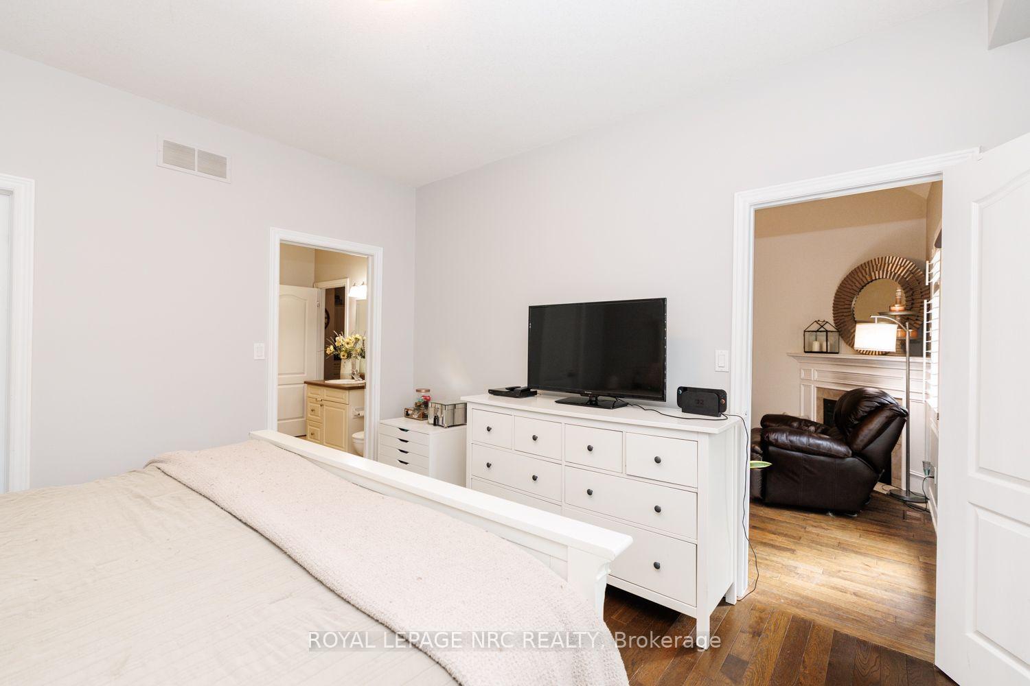 Photo 17 of Unit 9, 8142 Costabile Drive, Niagara Falls, Ascot — HOMEH