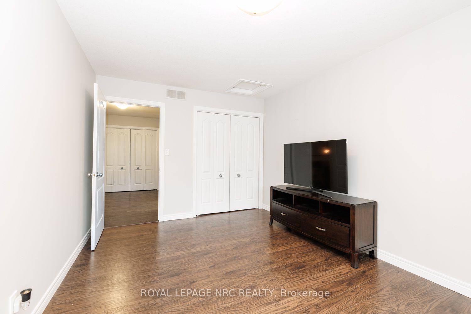 Photo 23 of Unit 9, 8142 Costabile Drive, Niagara Falls, Ascot — HOMEH