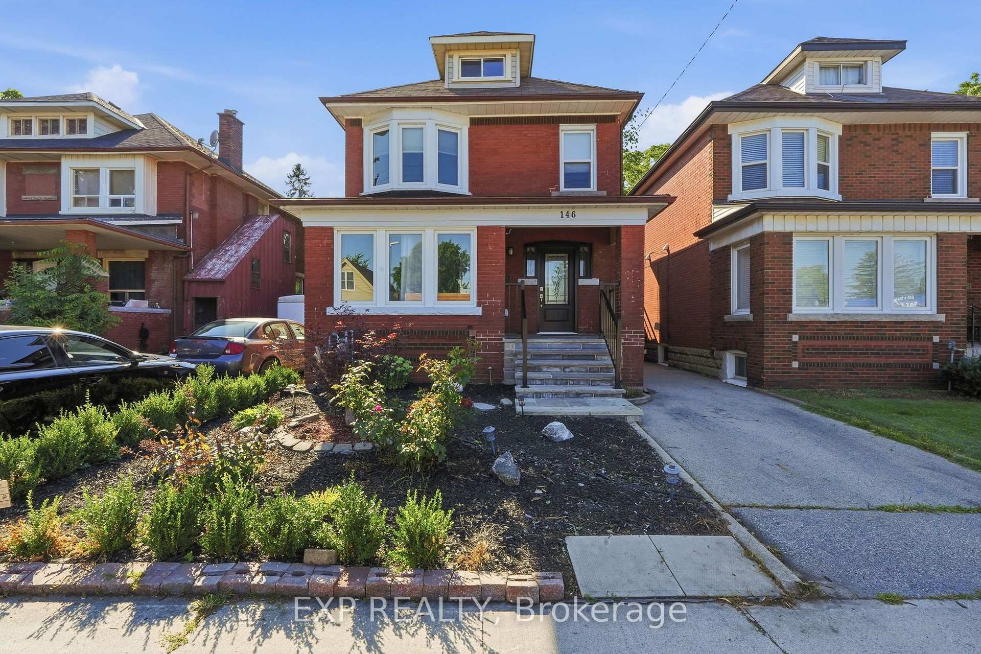 Photo 2 of 146 Ottawa Street S, Hamilton, Delta — HOMEH