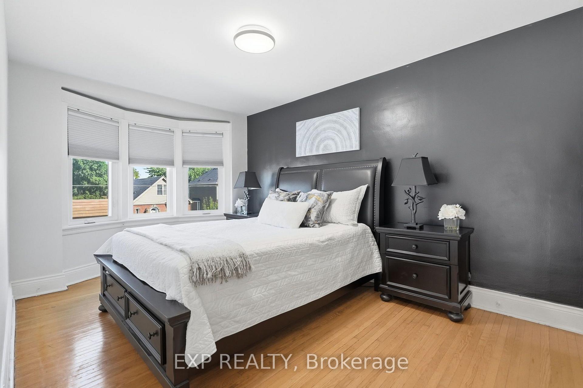 Photo 19 of 146 Ottawa Street S, Hamilton, Delta — HOMEH